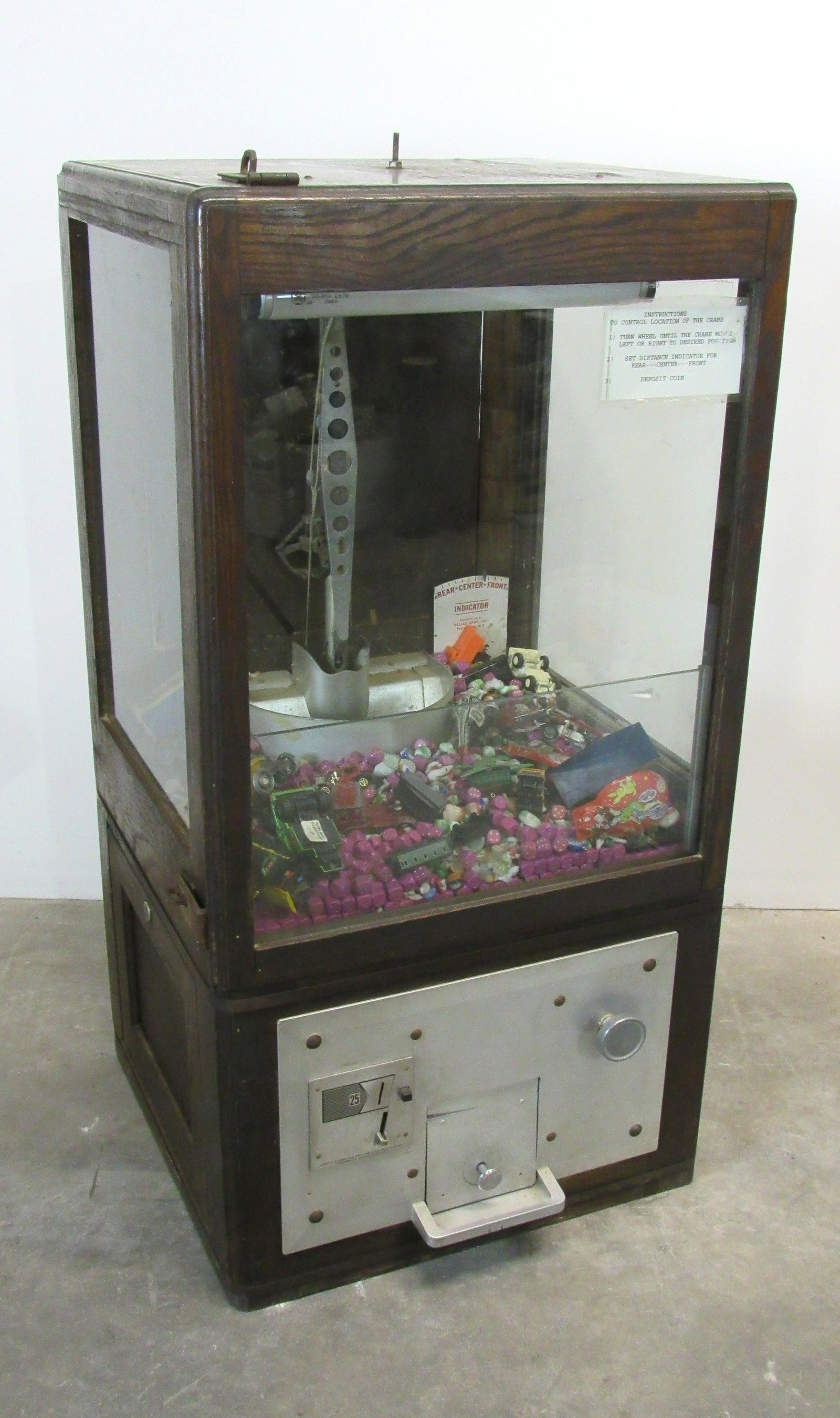 1930s Coin Operated Arcade Crane: 1930s Coin Operated Arcade Crane, for restoration. This item requires third party shipping or pickup arrangements to be made. Dimensions: 42 x 22 x 22