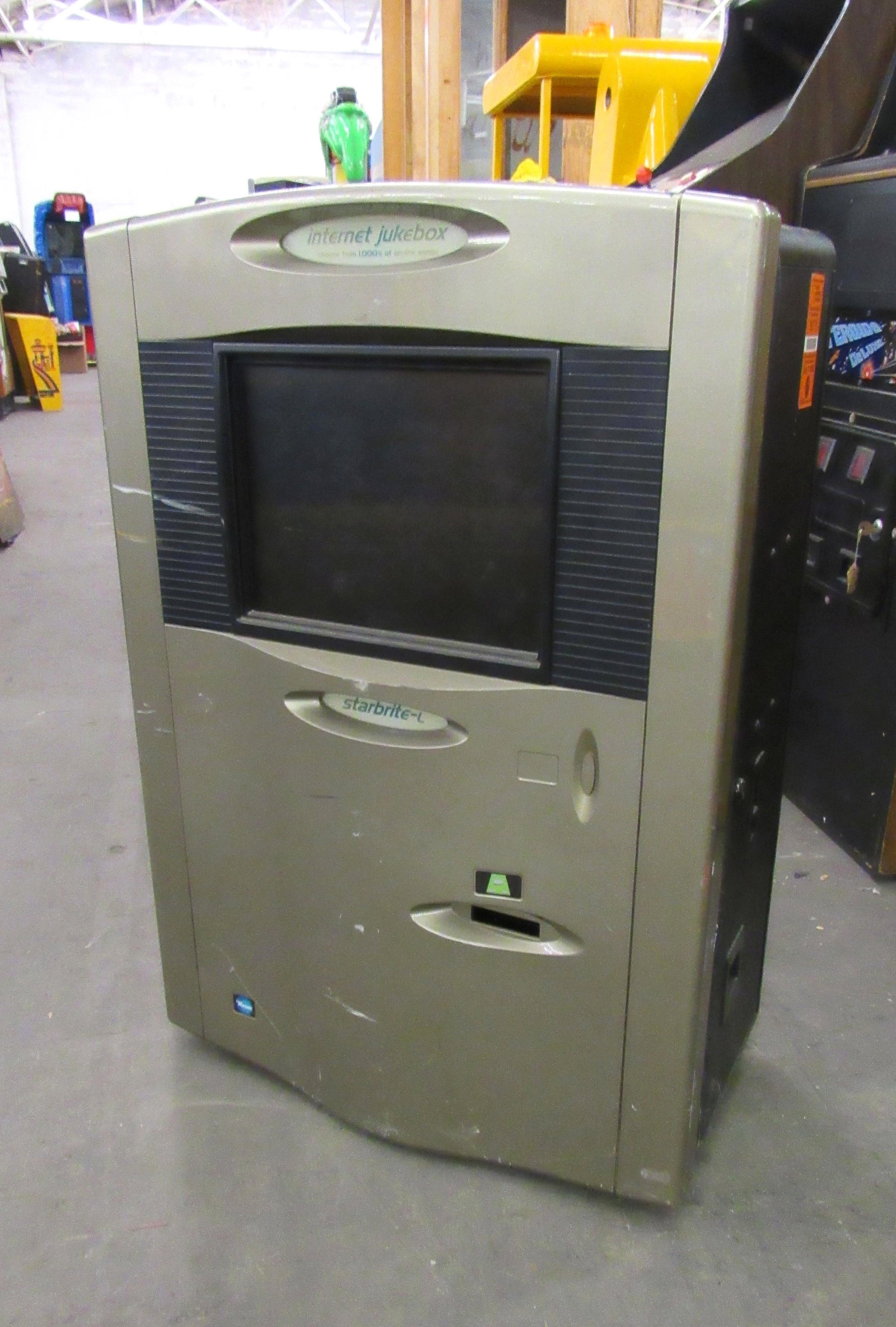 Rowe Starbright Lite Internet Wallmount Jukebox: Rowe Starbright Lite Internet Wallmount Jukebox for Home Use Only, cannot go back out on location. Untested, locked no key. Dimensions: 39 x 25 x 14