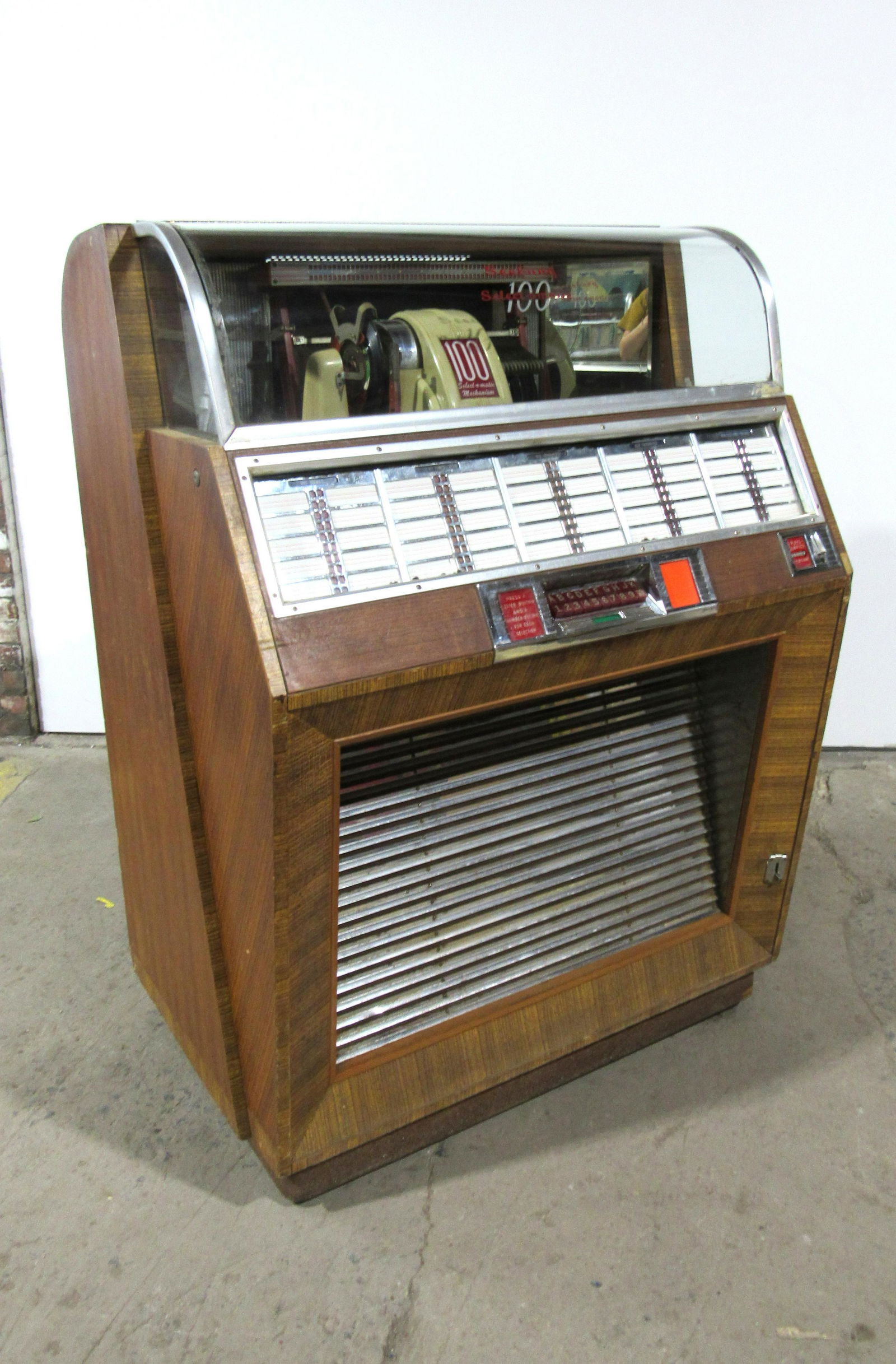 Seeburg Model A Coin Operated Jukebox Jul 29, 2020 Jaybird Auctions