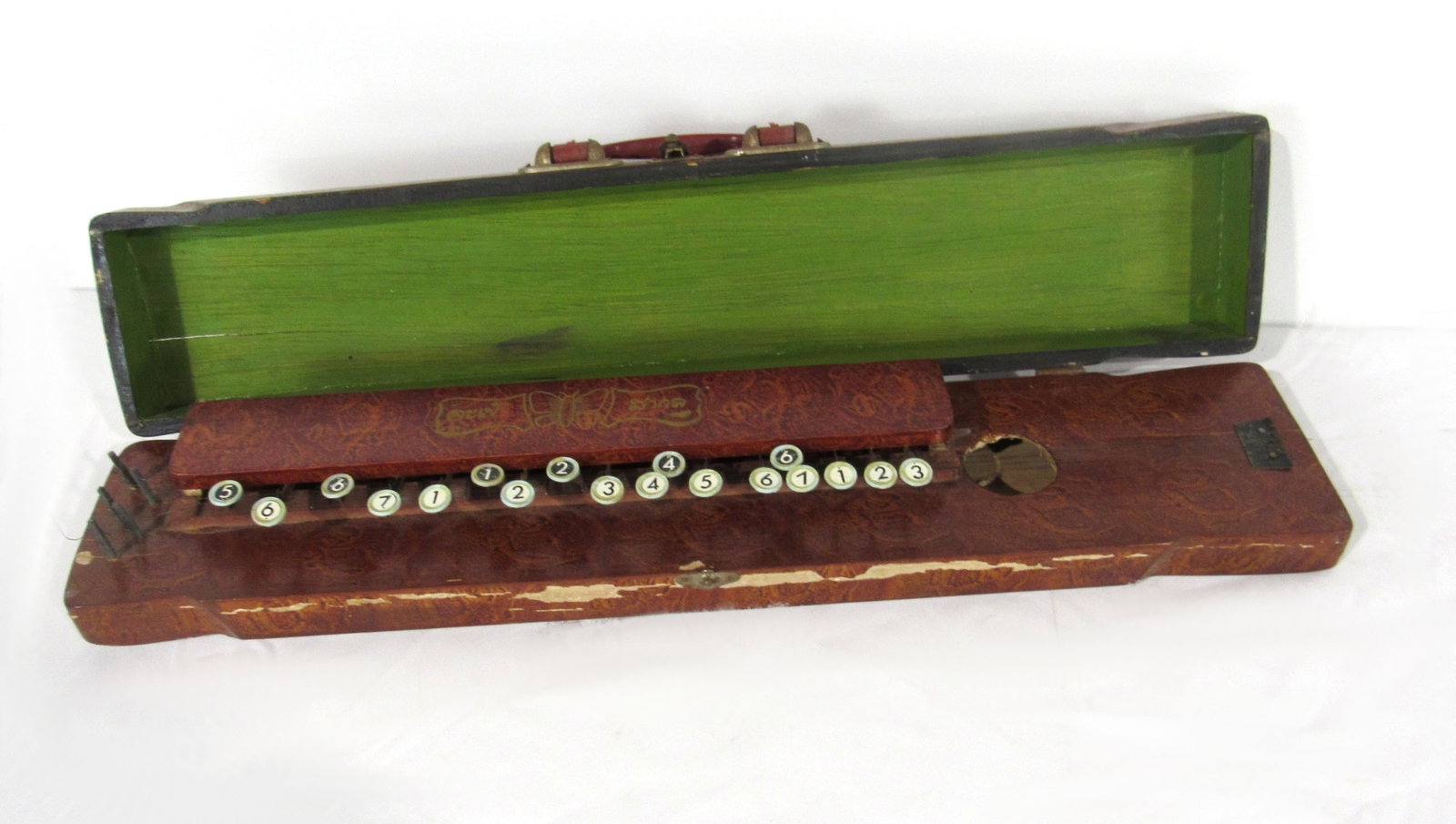 Bulbul Tarang Indian Banjo Instrument: Bulbul Tarang Indian Banjo Instrument. Untested, sold as-is. In-house shipping available. Dimensions: 6 x 24 x 3