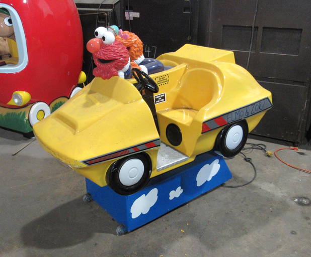 Elmo & Zoe Coin Operated Kiddie Ride