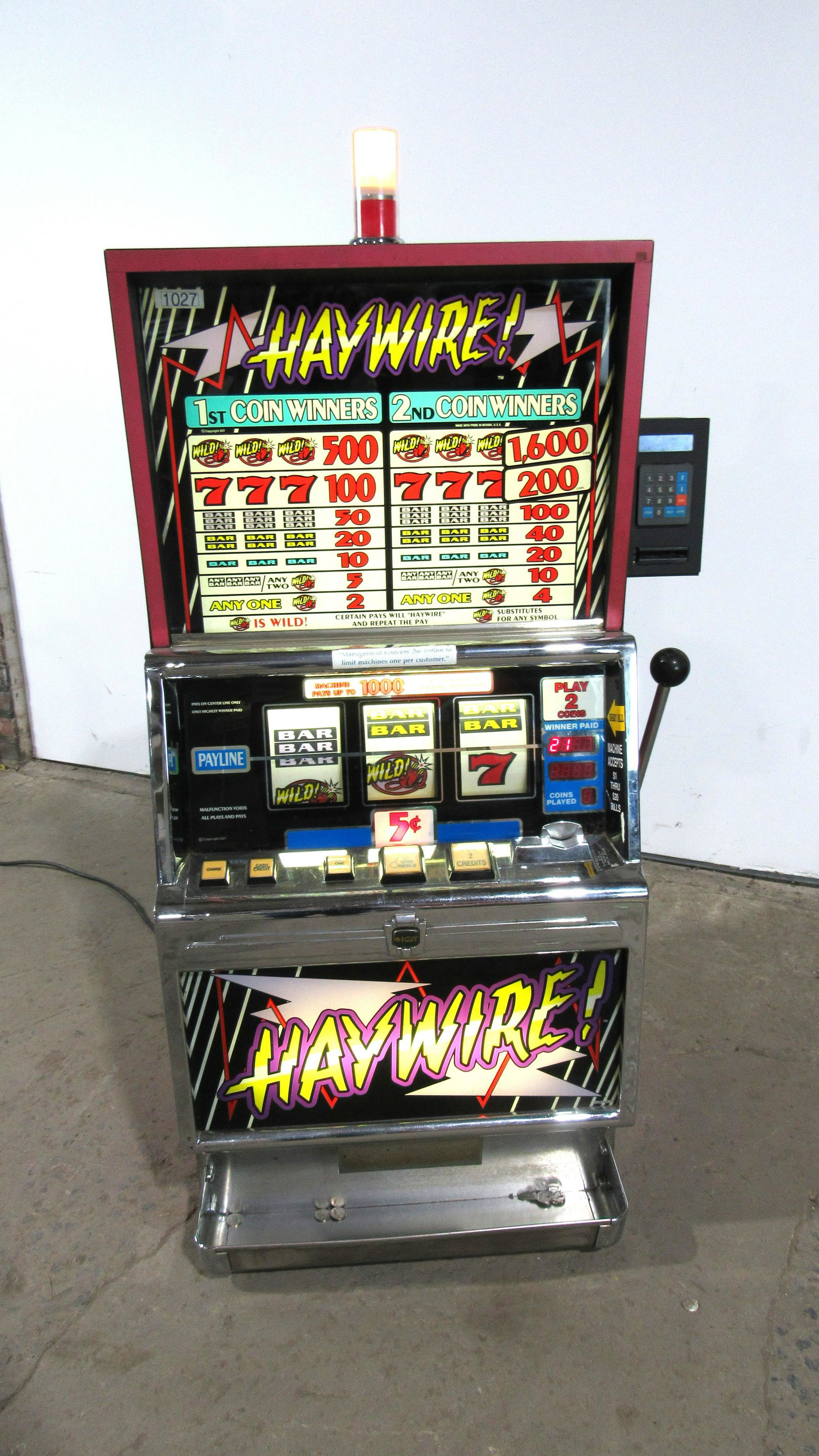 IGT Haywire Coin Operated Slot Machine: IGT Haywire Coin Operated Slot Machine. Working. This item requires third party shipping or pickup arrangements to be made. Dimensions: 54 x 26 x 23