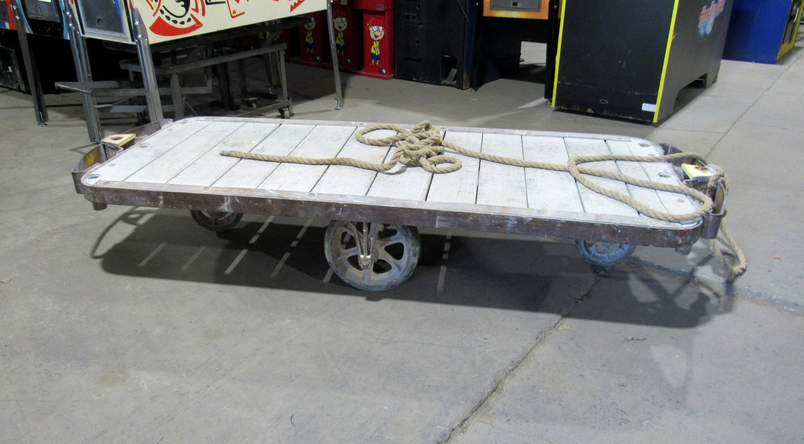Metal and Wood Industrial Cart: Metal and Wood Industrial Cart. This item requires third party shipping or pickup arrangements to be made.