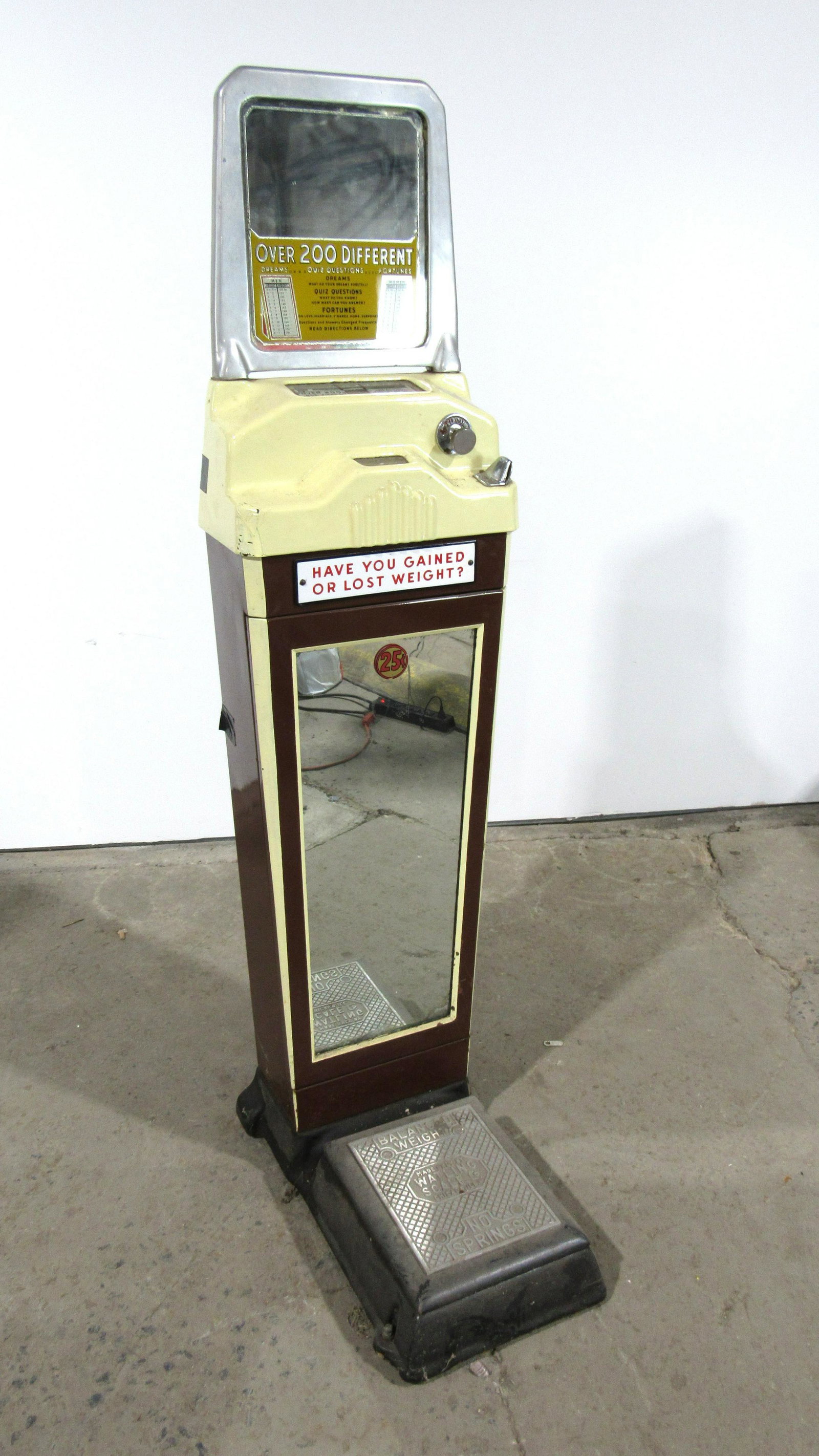 Watling Fortune Teller Coin Operated Penny Scale: Watling Fortune Teller Coin Operated Penny Scale with Top Mirror. No backdoor. This item requires third party shipping or pickup arrangements to be made. Dimensions: 66 x 17 x 26