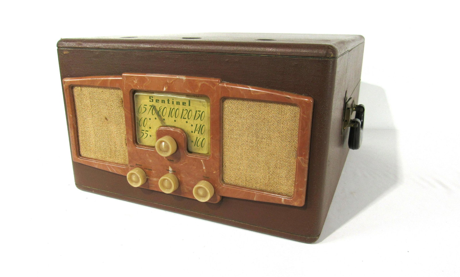 Sentinel Model 342-KL Portable Record Player / Radio: Sentinel Model 342-KL Portable Record Player / Radio. Radio turns on but no signal. Record player untested. This item requires third party shipping or pickup arrangements to be made. Dimensions:
