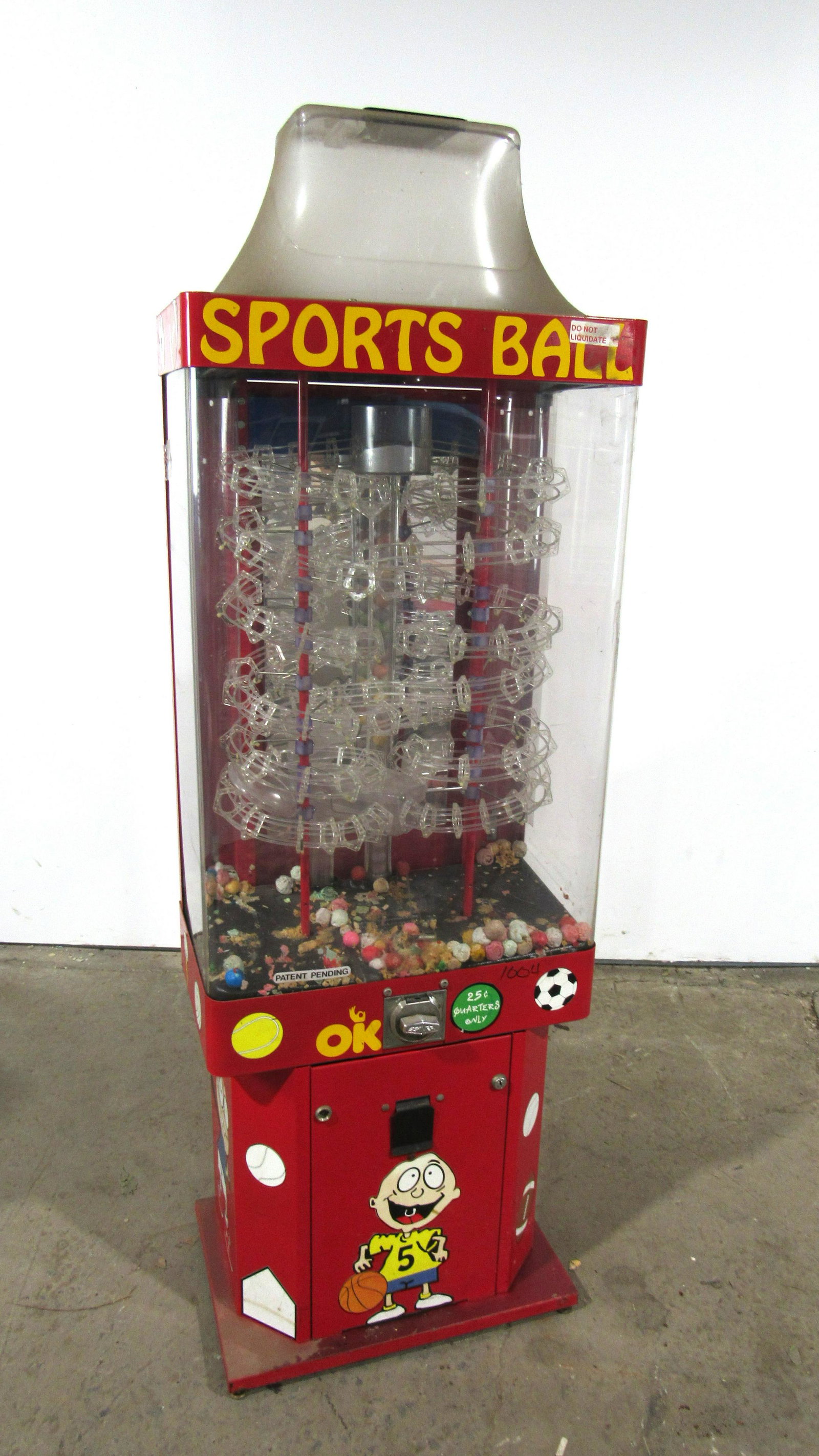 Rugrats Themed Beaver Sports Ball Gumball Machine Lot 2: Rugrats Themed Beaver Coin Operated Sports Ball Gumball Vending Machine, Lot 2. Locks not included. Inside needs cleaning. This item requires third party shipping or pickup arrangements to be made. Di