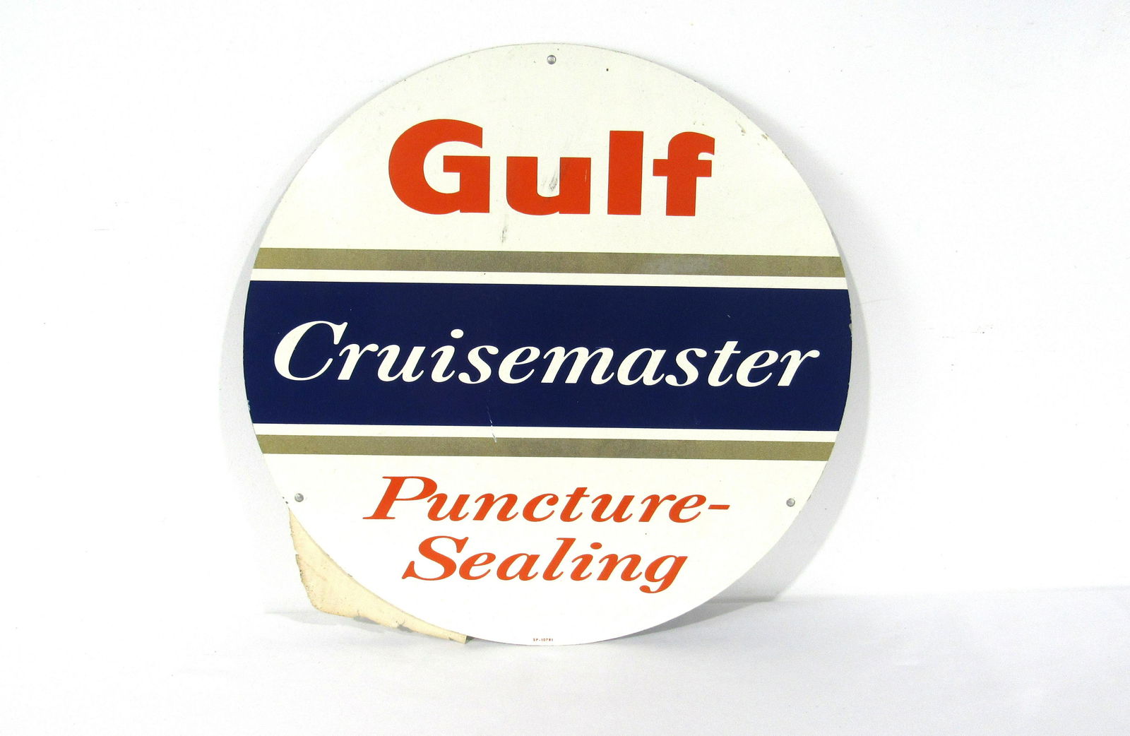 1950s NOS Gulf Cruisemaster Tire Advertising Sign (1 of 4)