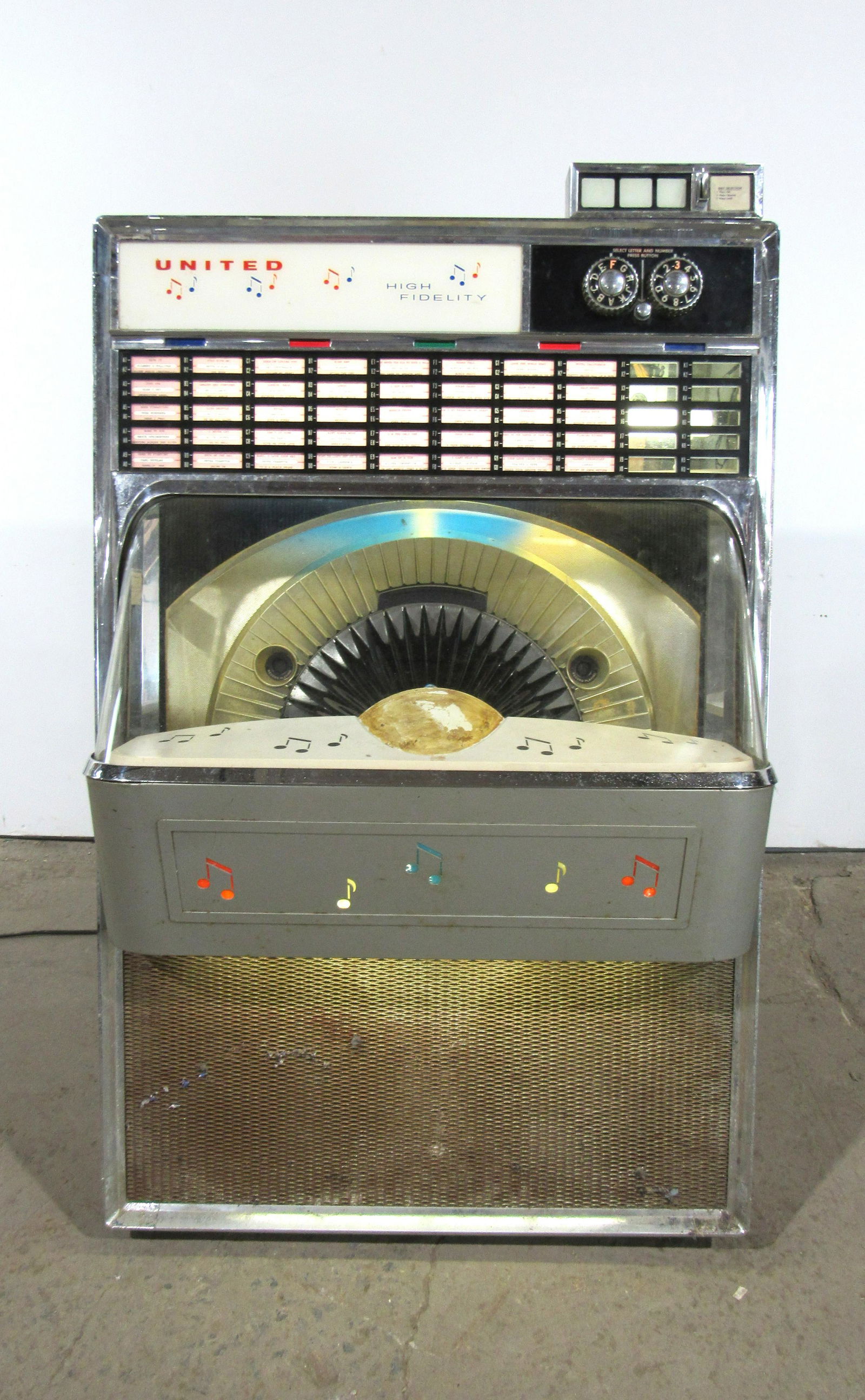 United Model Upd 100 Coin Operated Jukebox