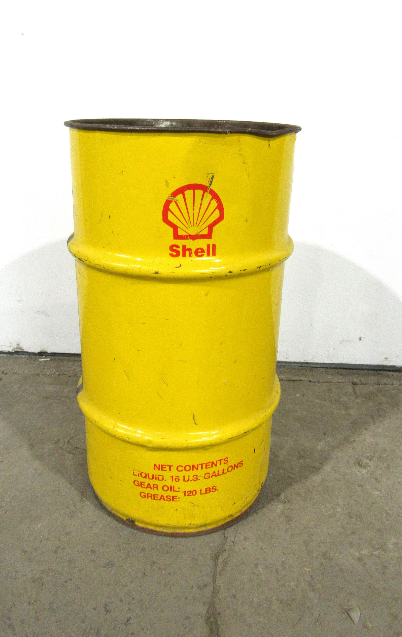 Large 16 Gallon Shell Grease Oil Can (1 of 2)