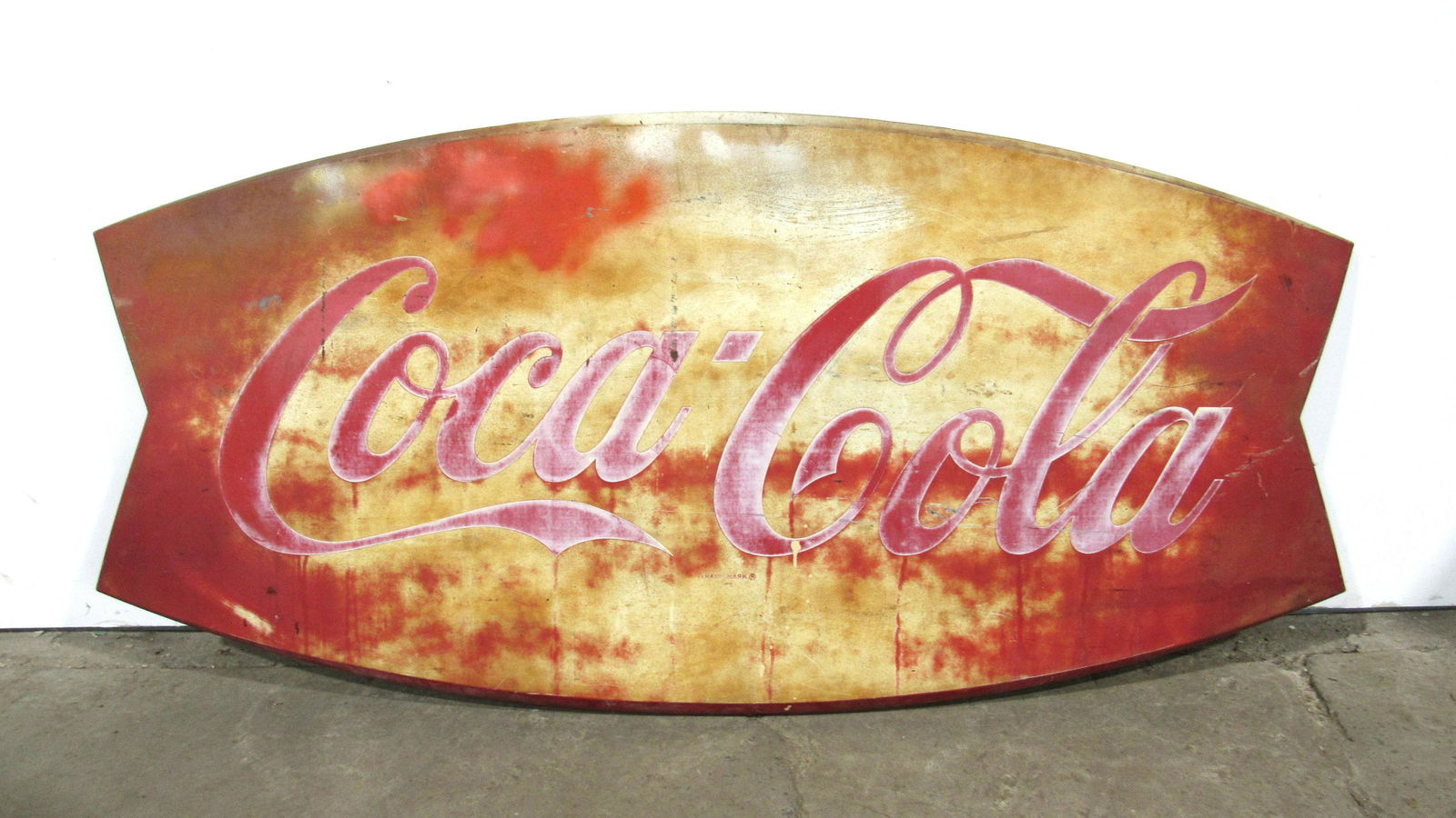 LARGE 6 FT Coca Cola Fishtail Advertising Sign (1 of 3)