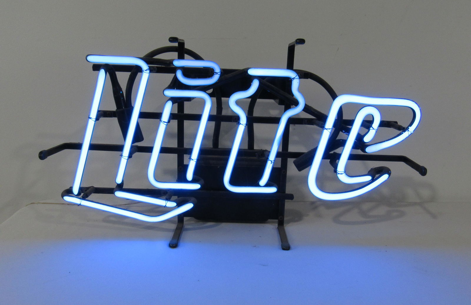 LITE Beer Neon Sign (1 of 1)