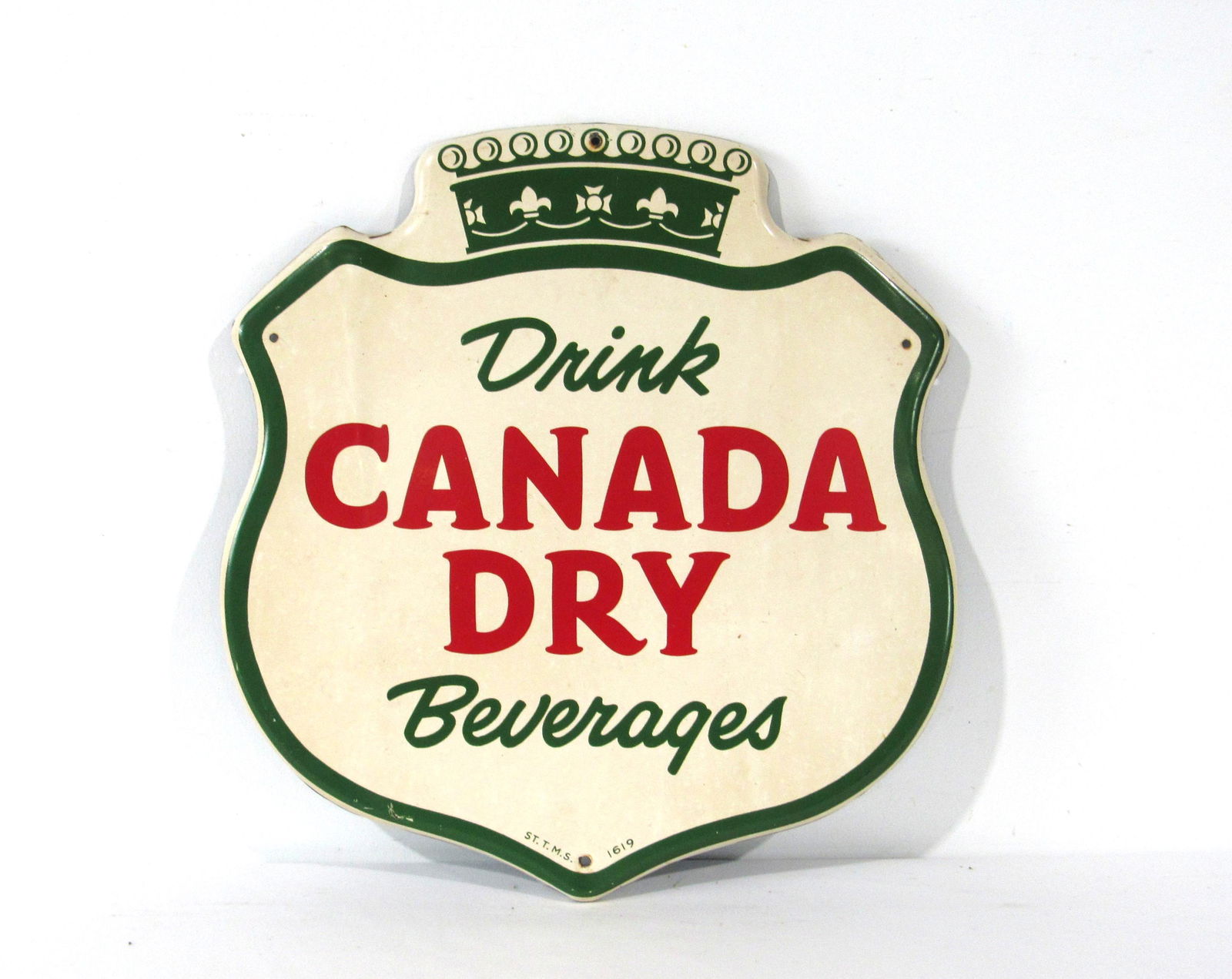 Drink Canada Dry Beverages Shield Sign (1 of 3)