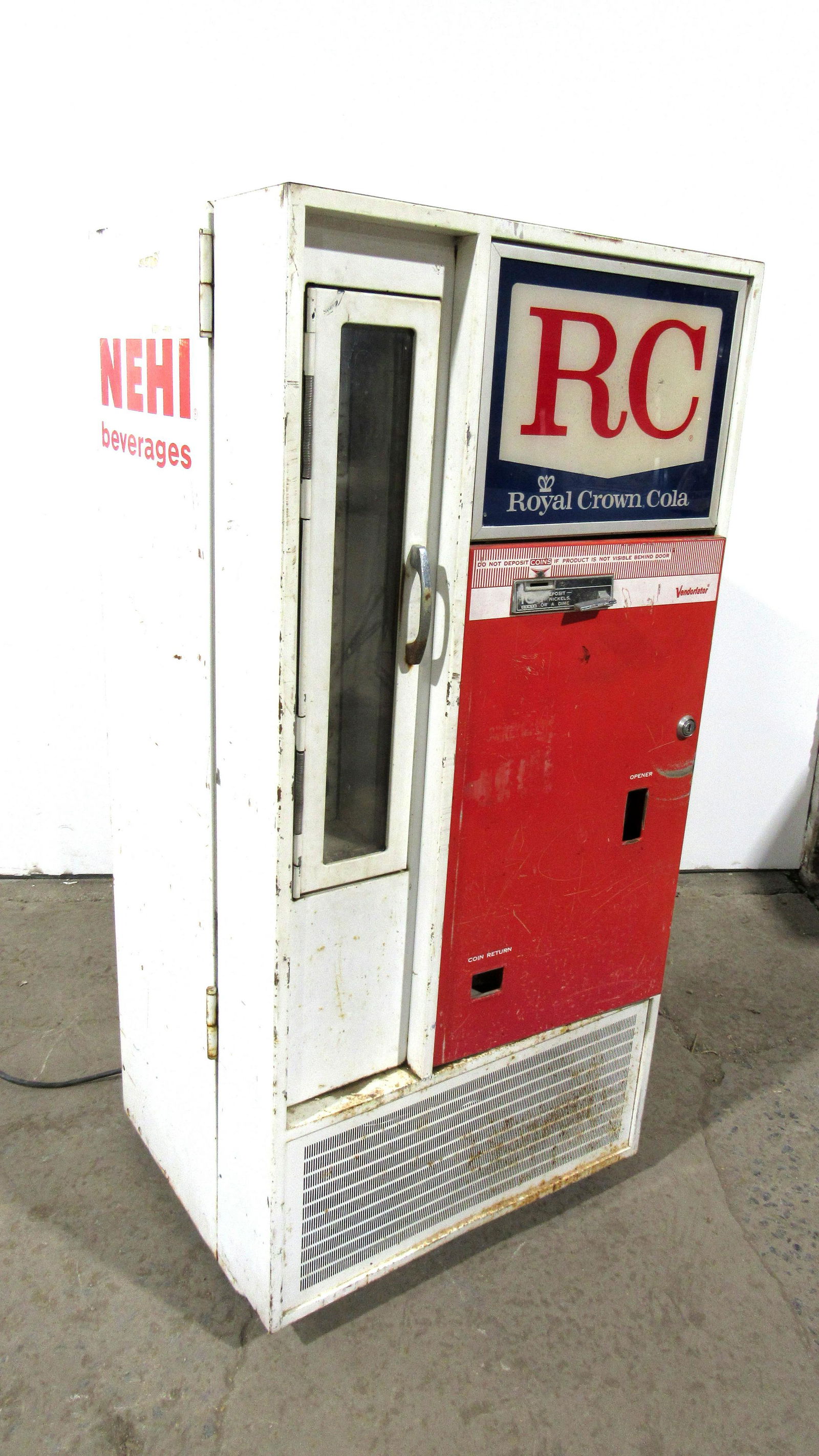 Royal Crown Nehi Beverages Vending Machine (1 of 5)