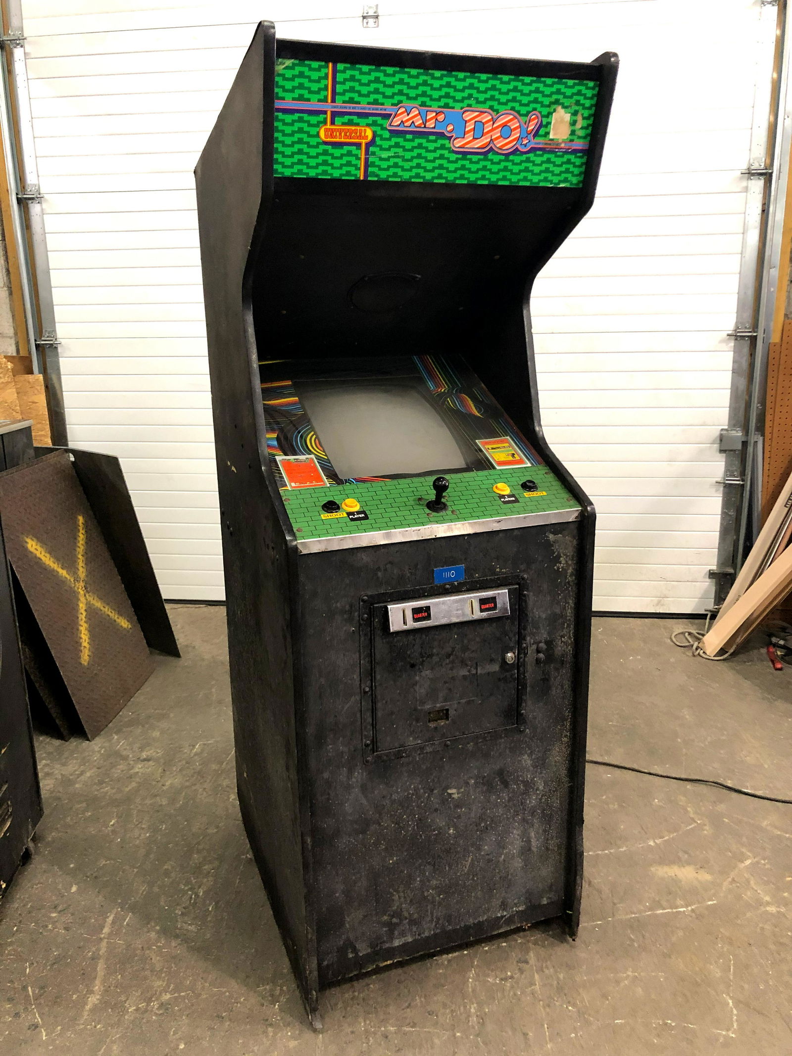 Universal Mr. Do Arcade Game (1 of 4)