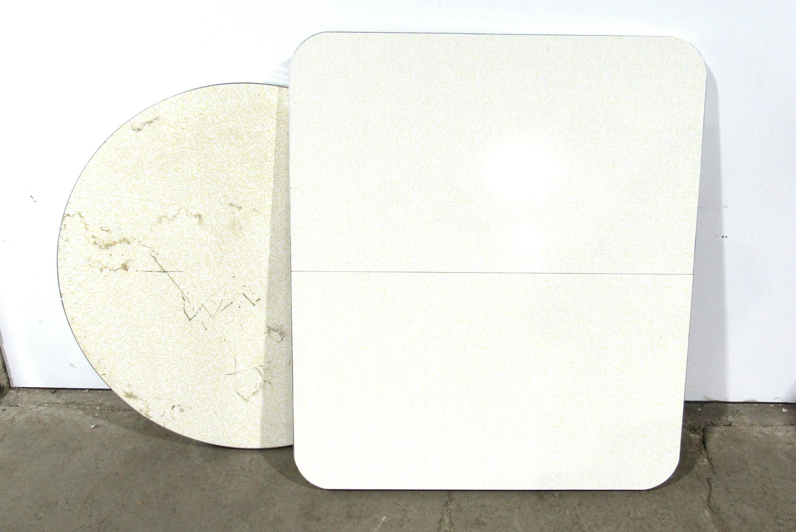 1950s Style Yellow Boomerang Patterned Tables (1 of 4)