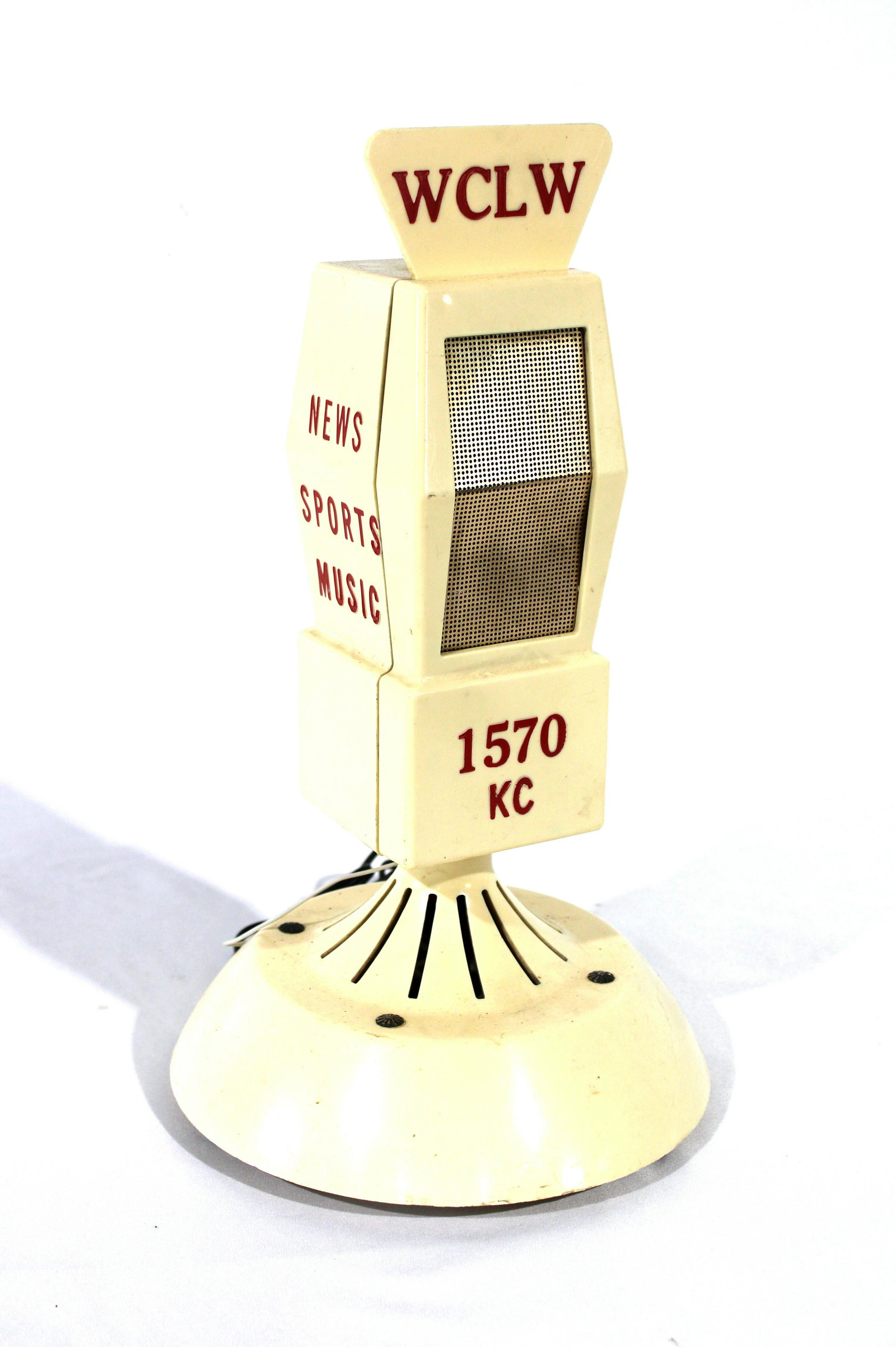WCLW Microphone Style Radio: WCLW Microphone Style Radio. In-house shipping available. Dimensions: 14 x 8 x 8