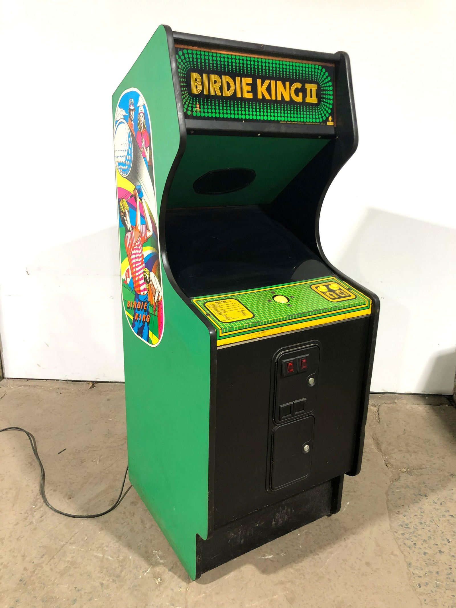 Taito Birdie King II Arcade Game (1 of 3)