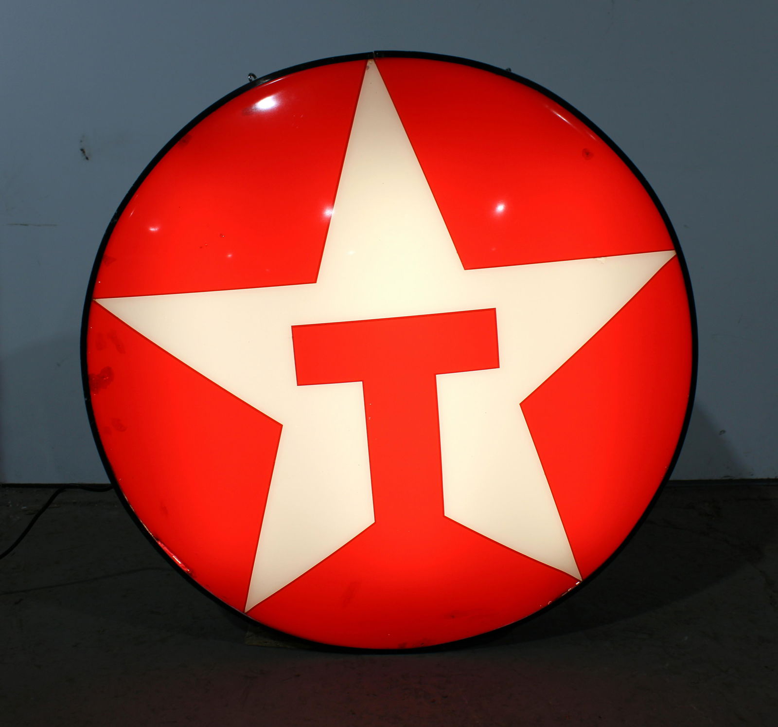Texaco Gas Station Light Up Sign (1 of 3)