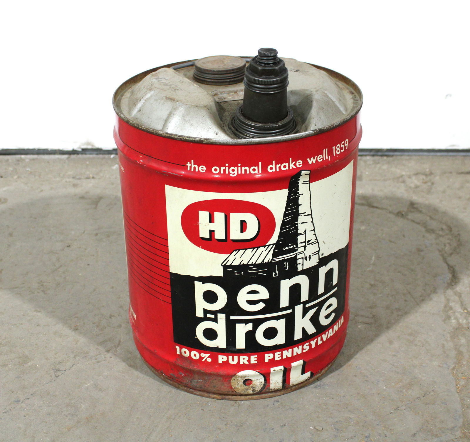 Penn Drake 5 Gallon Oil Can: Penn Drake 5 Gallon Oil Can. In-house shipping available. Dimensions: 17 x 12 x 12