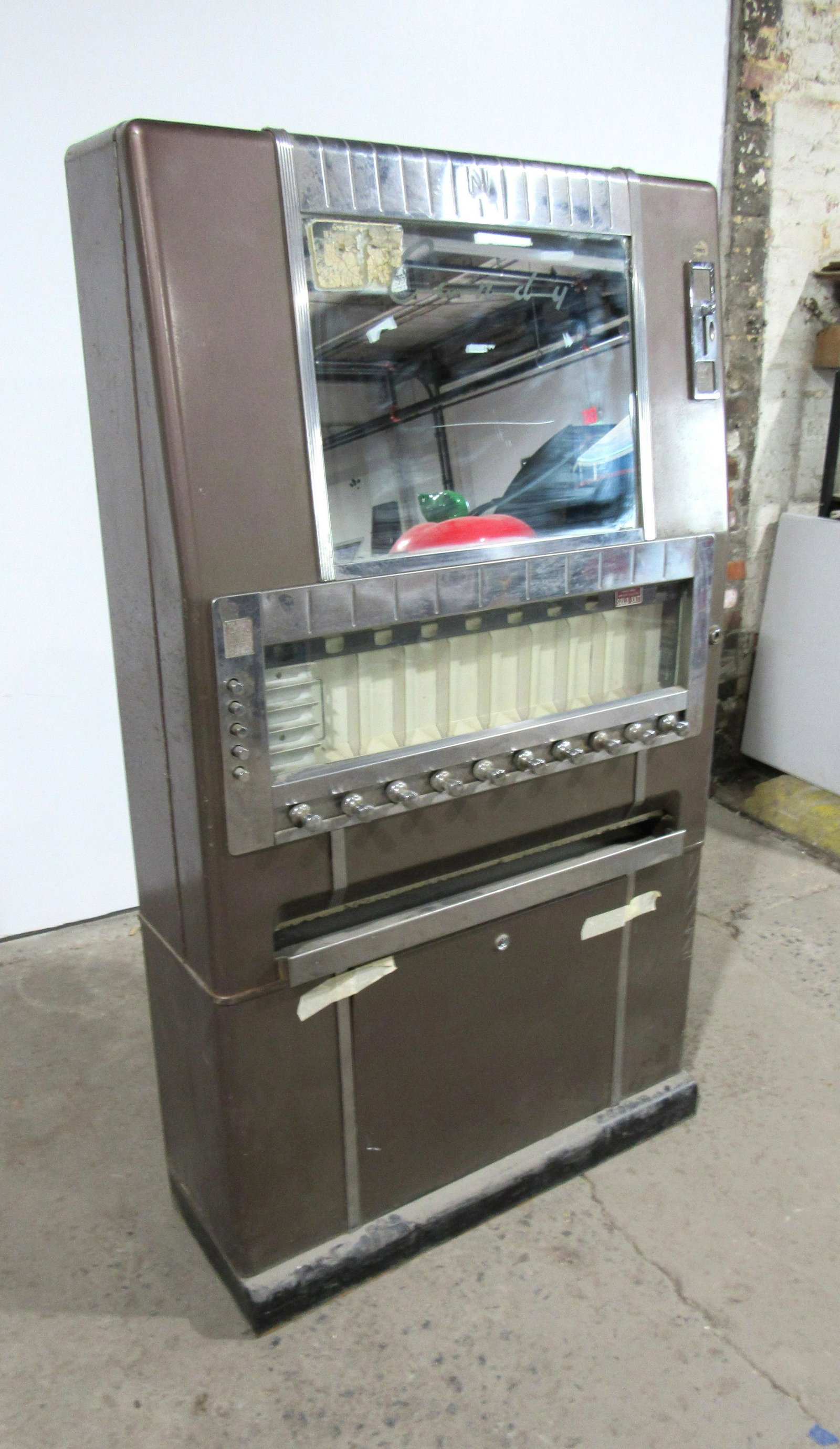 National Candy Coin Operated Vending Machine (1 of 3)