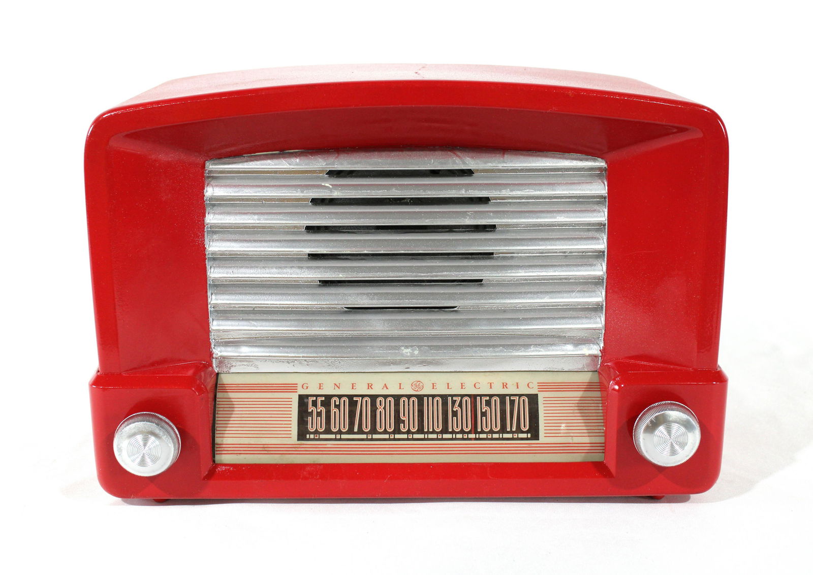1946 General Electric AM Radio, Painted Red (1 of 4)