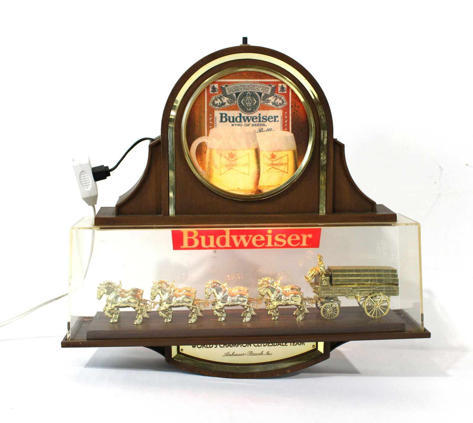 Budweiser Clydesdale Light Up Sign (1 of 2)