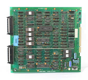 Taito Double Dragon Arcade Game Board Set: Taito Double Dragon Arcade Game Board Set, not tested. In-house shipping available.