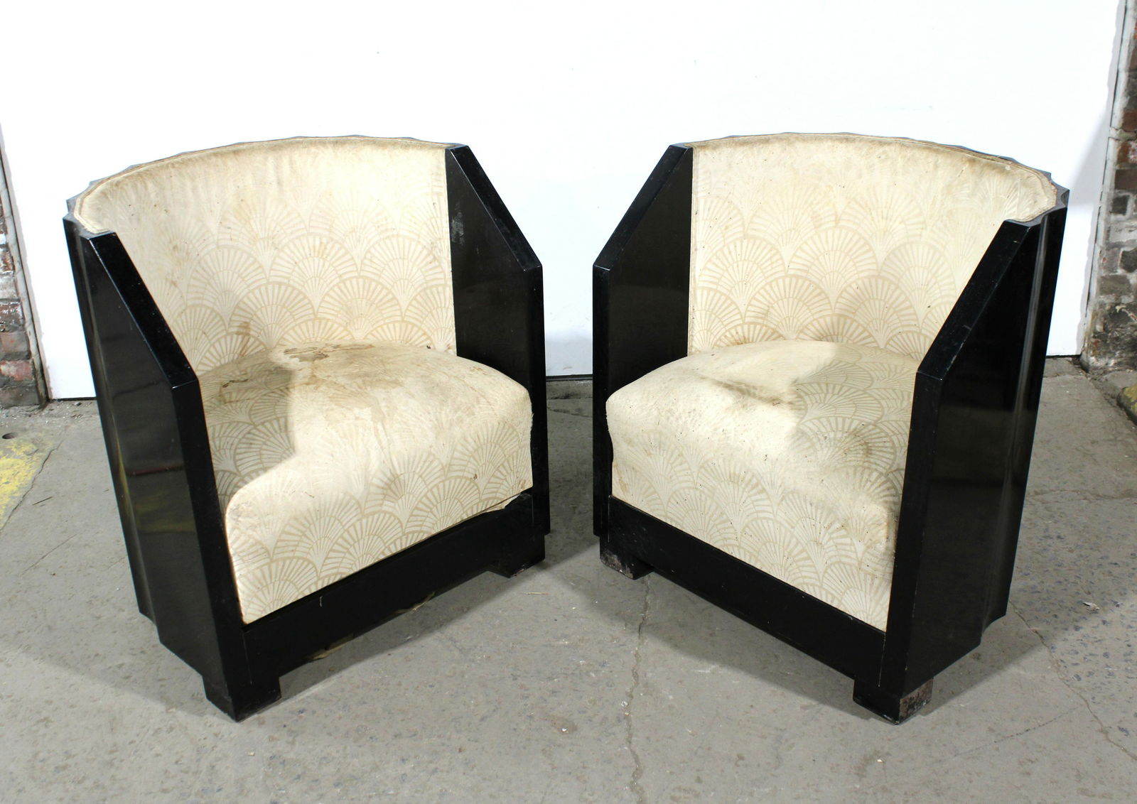 Art Deco Barrel Chairs, Style of Frank Lloyd Wright (1 of 5)