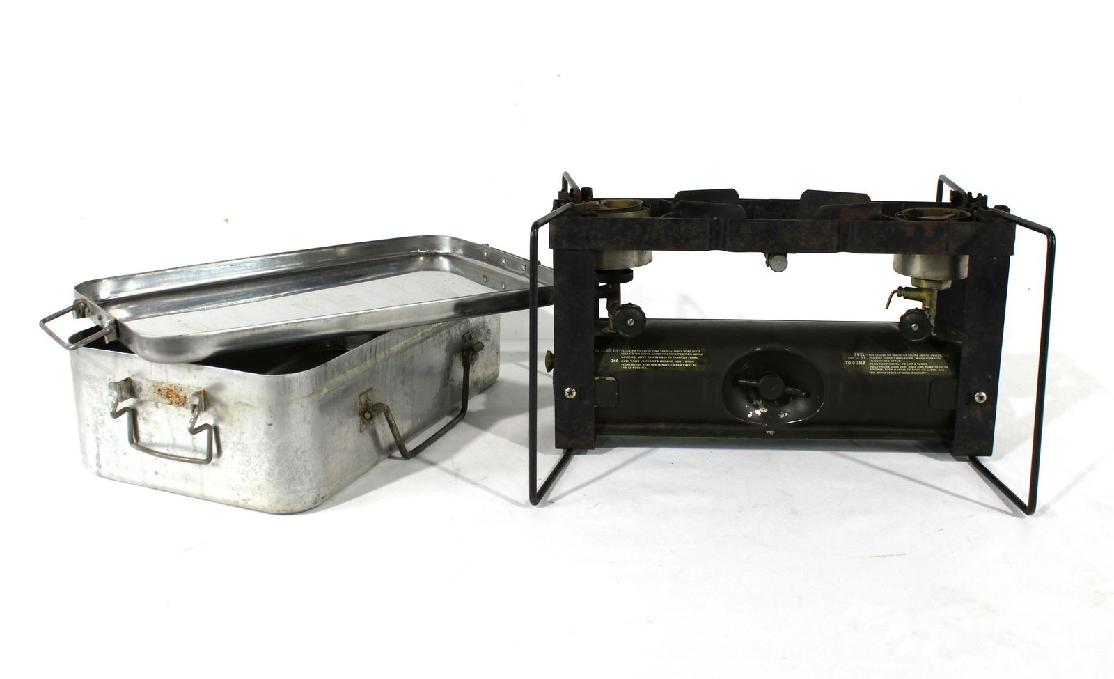 Vintage US Military Stove, Coleman Model 523 (1 of 6)