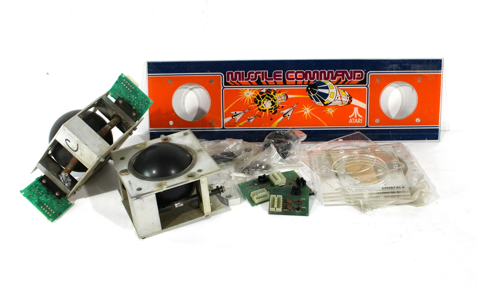 Atari Missle Command Parts and Header (1 of 1)