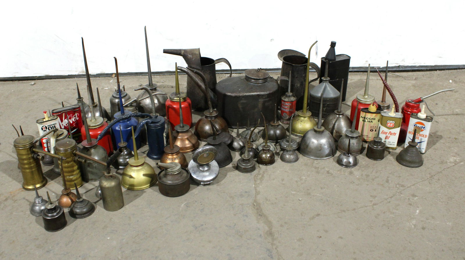 Large Lot of Assorted Oil Cans including Needle Nose (1 of 1)