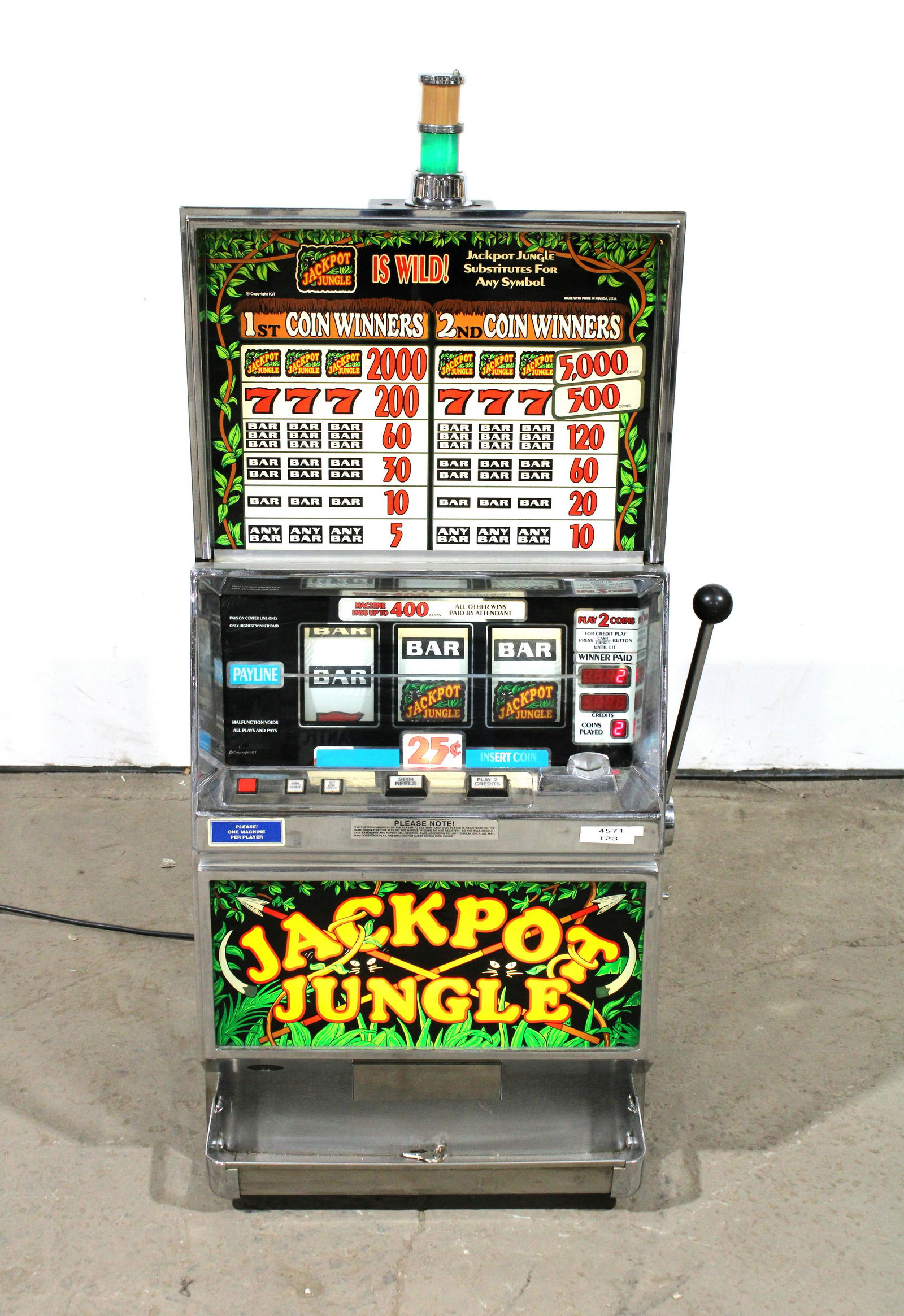 IGT Jackpot Jungle Coin Operated Slot Machine (1 of 3)