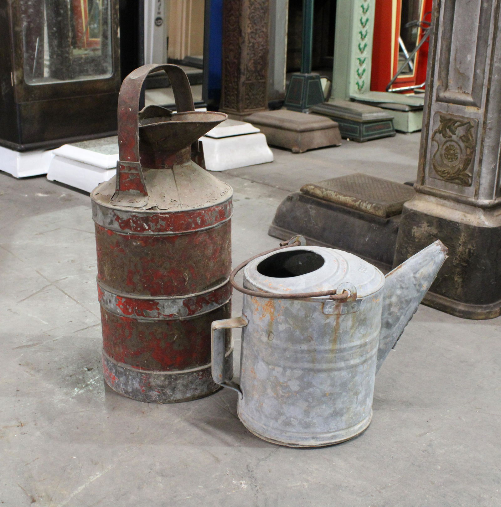 Gulf Refining Oil and 5 Gallon Can (1 of 4)