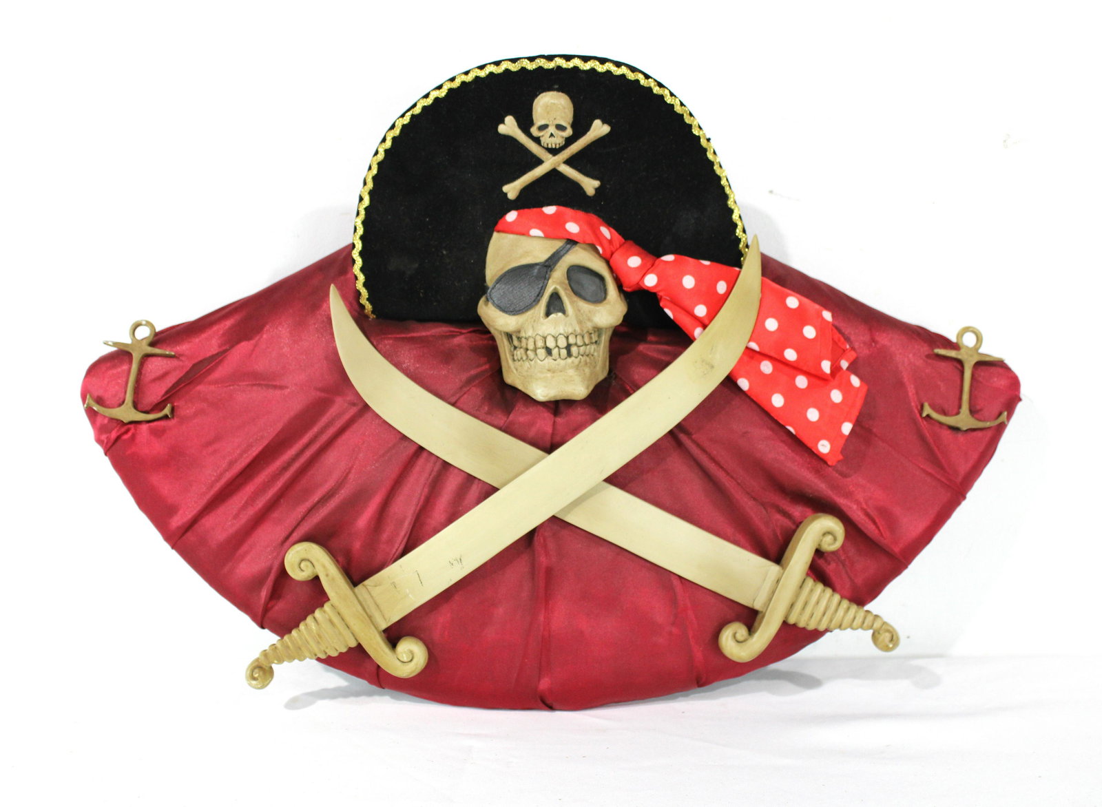 LE Disney Pirates of the Caribbean Skull Wall Plaque (1 of 3)