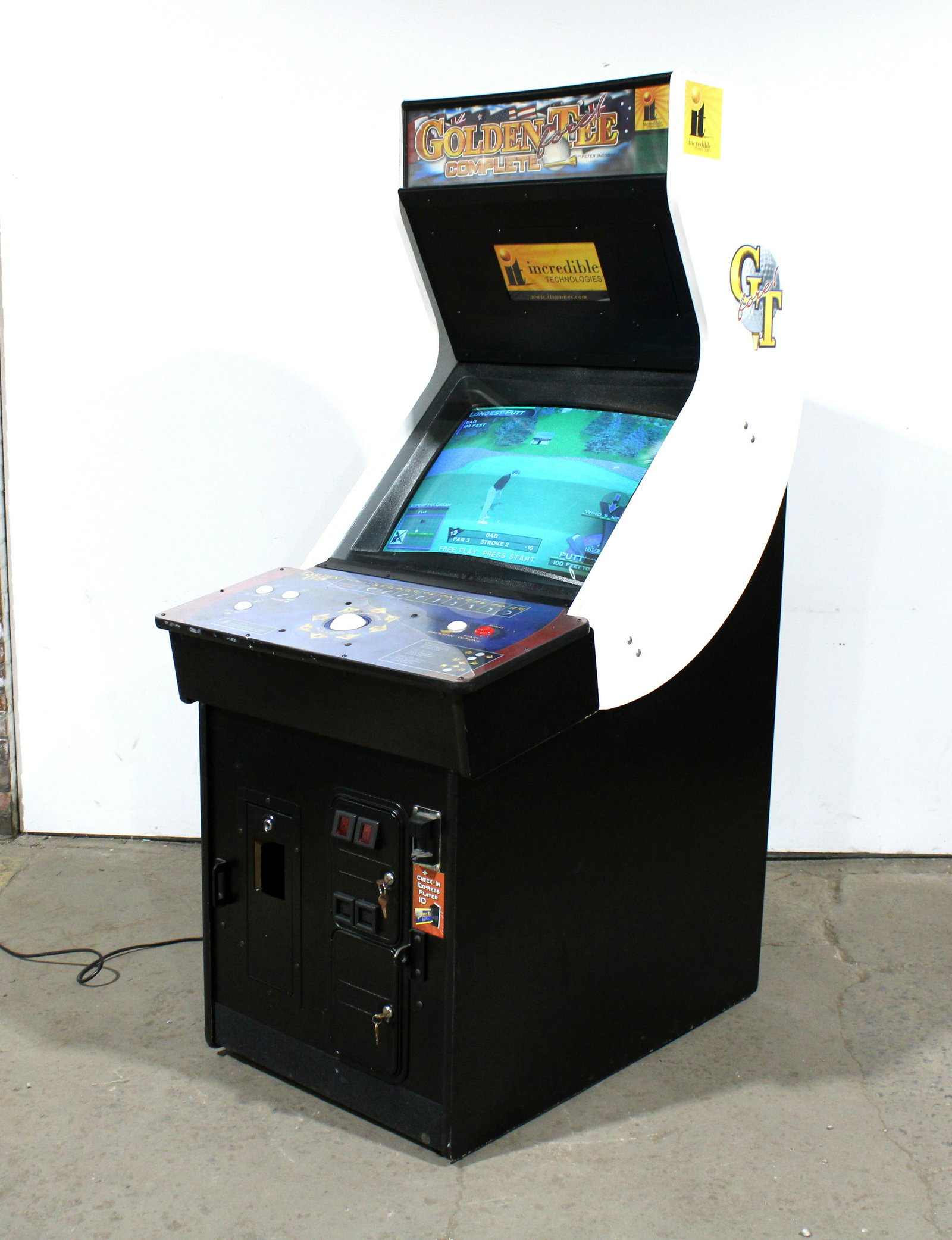 Golden Tee Fore! Complete Golf Arcade Game (1 of 4)