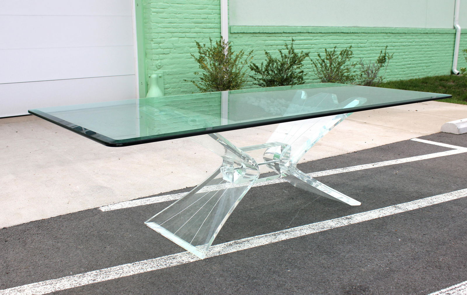 Mid Century Modern Butterfly Lucite Dining Table (1 of 5)