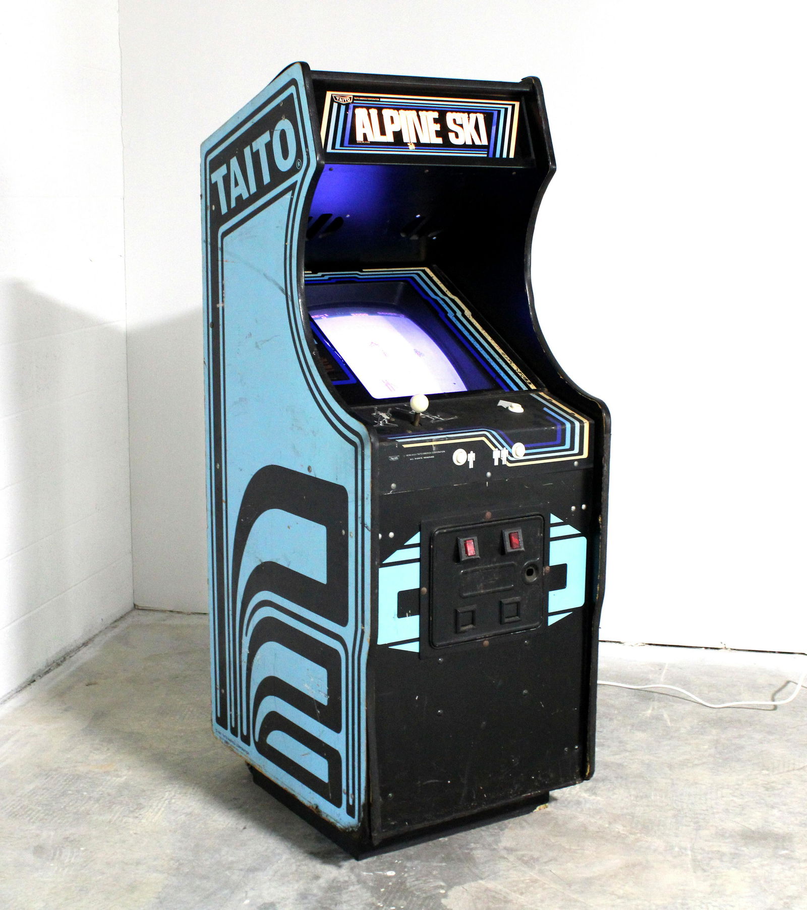 Taito Alpine Ski Arcade Game (1 of 5)