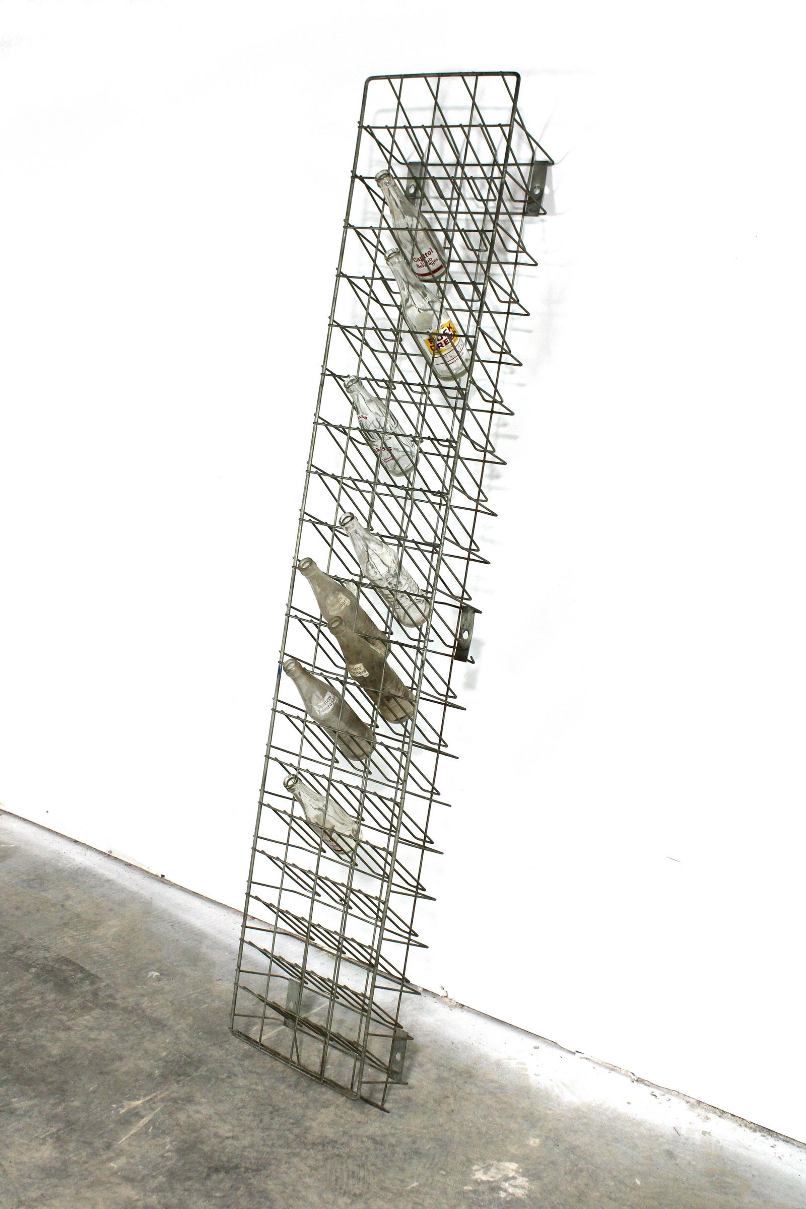 Wall Mounted Wire Soda Bottle Display Rack (1 of 2)
