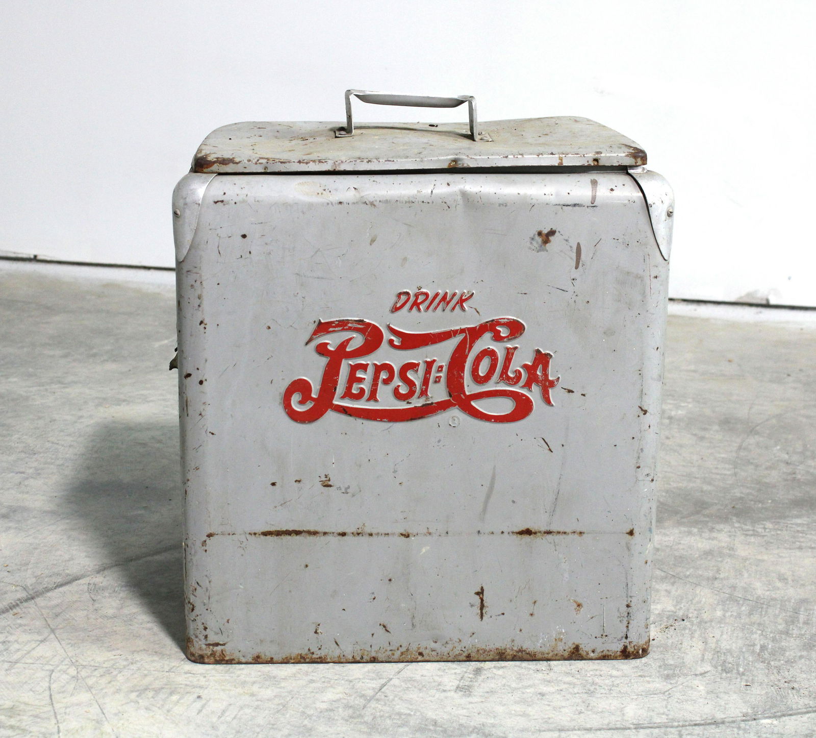 Drink Pepsi Embossed Picnic Cooler (1 of 5)