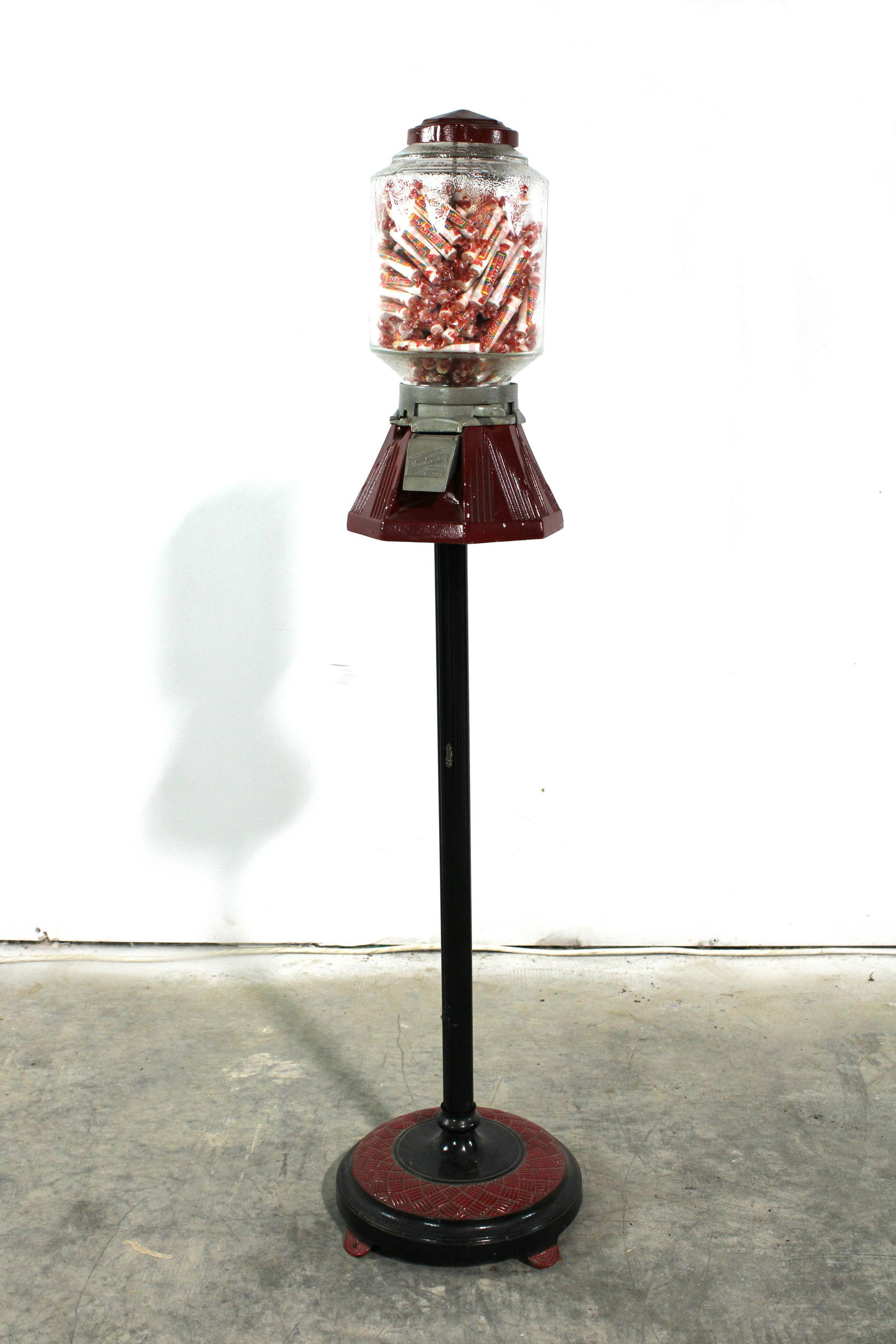 Northwestern Glass Globe Gumball on Stand (1 of 3)