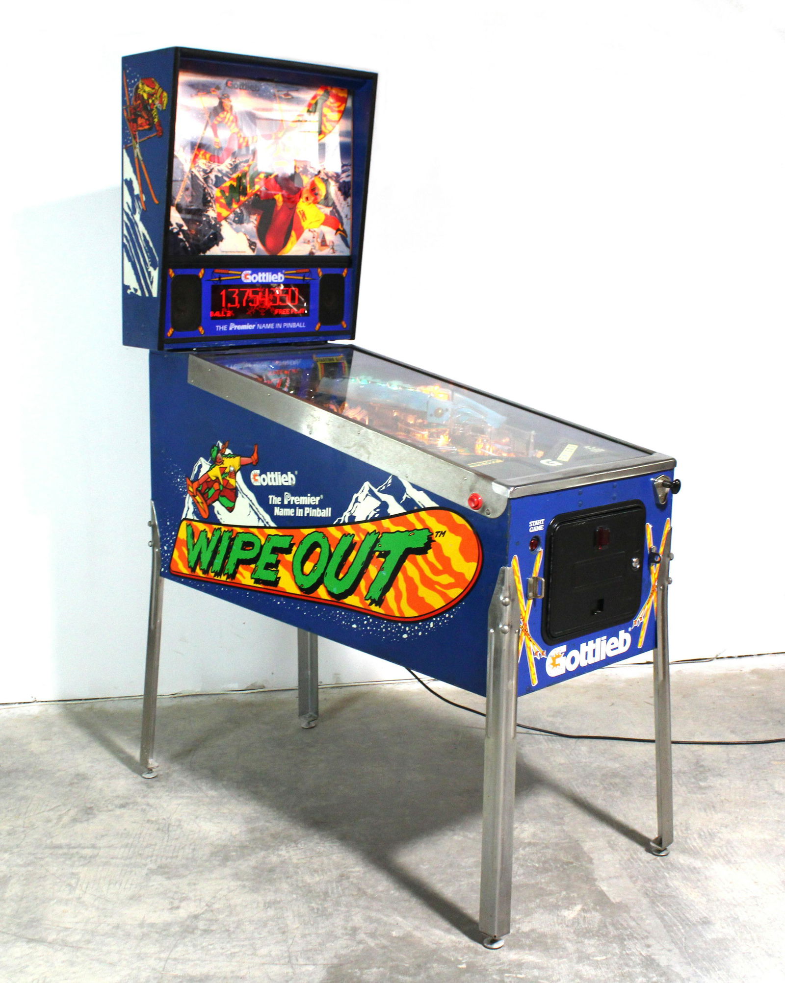 Gottlieb Wipe Out Pinball Machine (1 of 8)