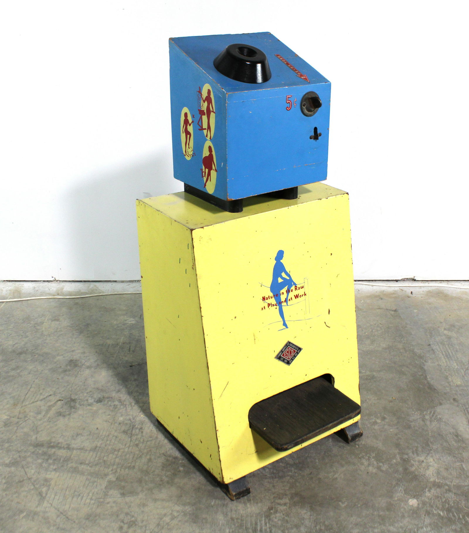 Exhibit Supply Peep Show Coin Op Viewer (1 of 7)