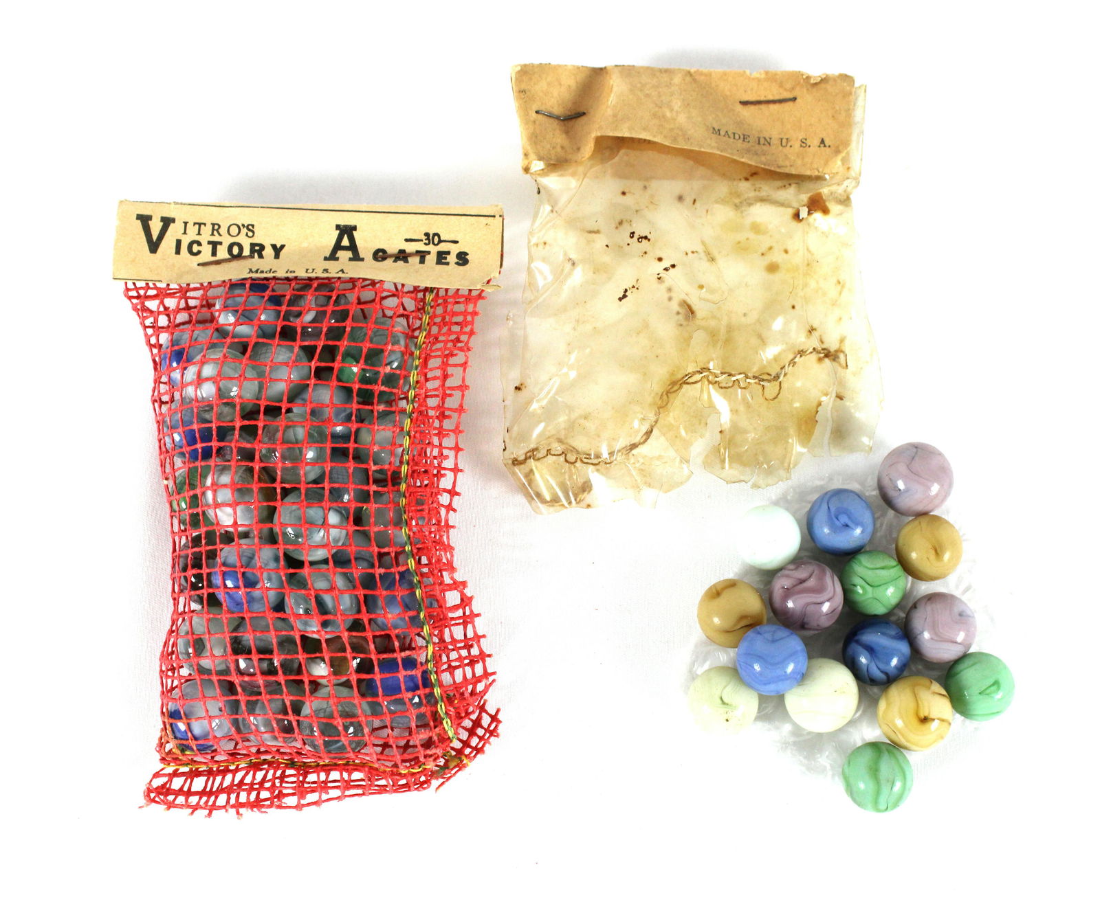 Vitro's Victory Agates Net Bag/ Early Opaque MM Marbles (1 of 1)