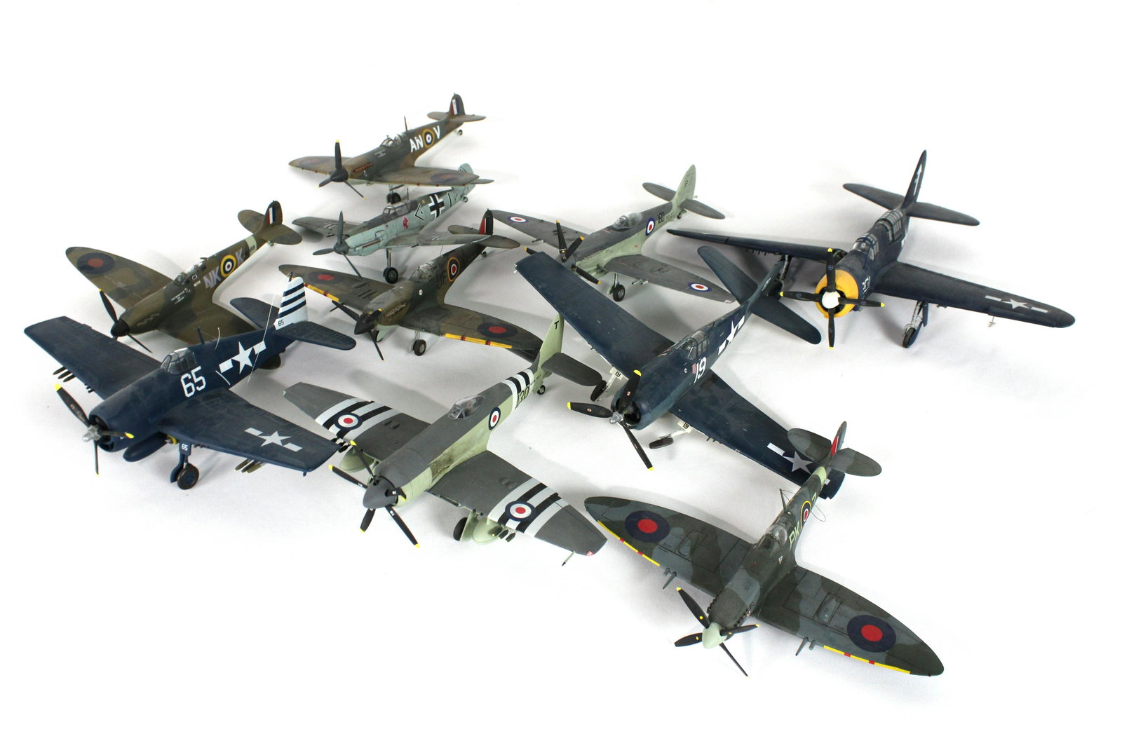 Model Airplanes, Assorted: Model Airplanes, Assorted. Varying conditions. In-house shipping available. Dimensions of Largest: 3 x 11 x 9