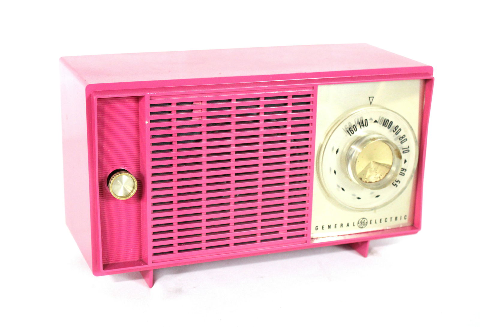 General Electric AM Radio, Painted Pink: General Electric AM Radio, Painted Pink. Working. In-house shipping available. Dimensions: 6.5 x 11 x 5