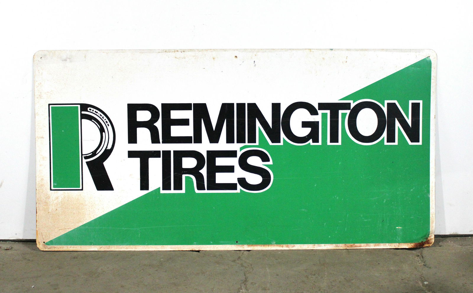 6FT Remington Tires Automotive Sign (1 of 2)