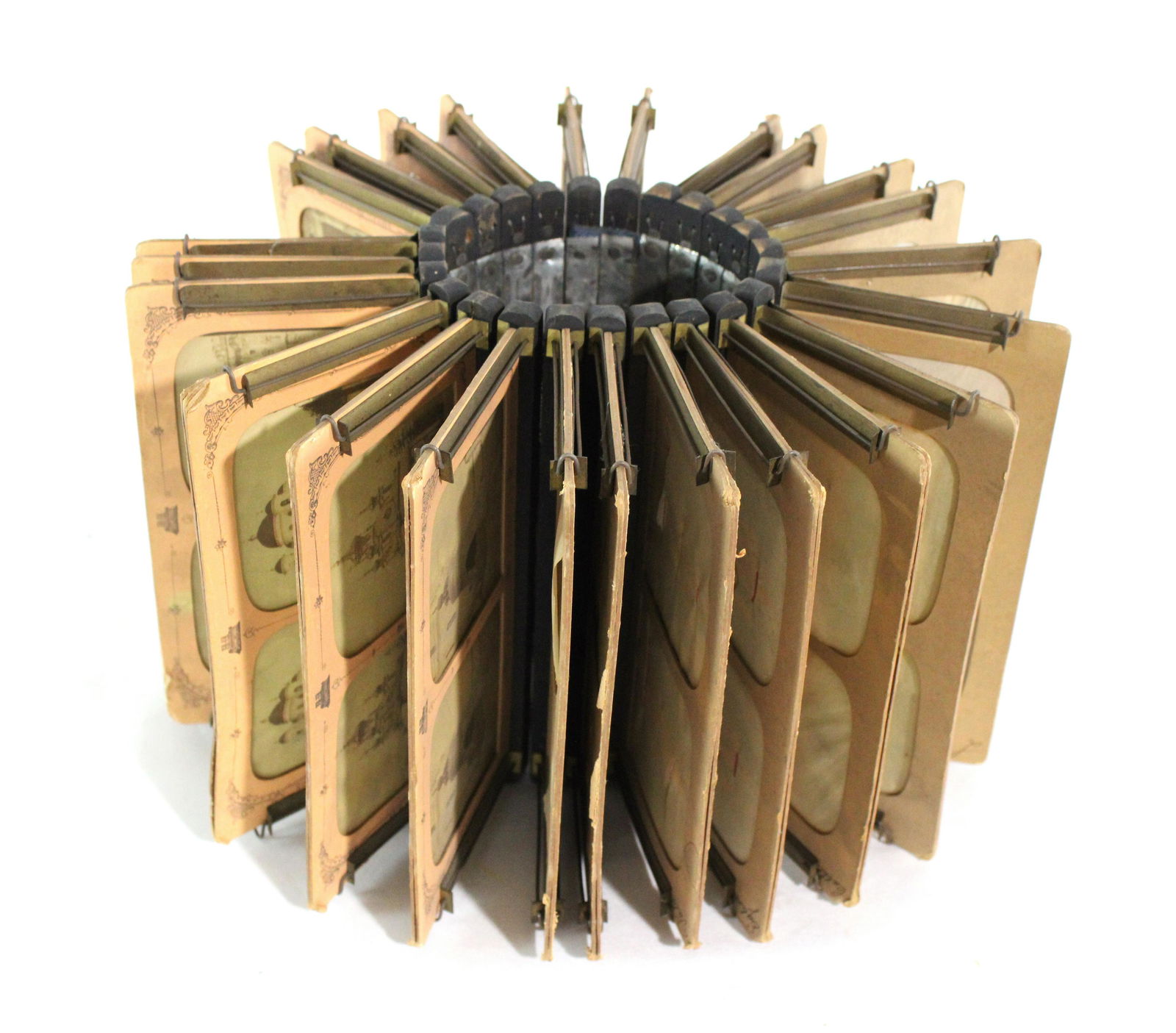 Stereoscope Card Flip Carousel with Cards (1 of 3)