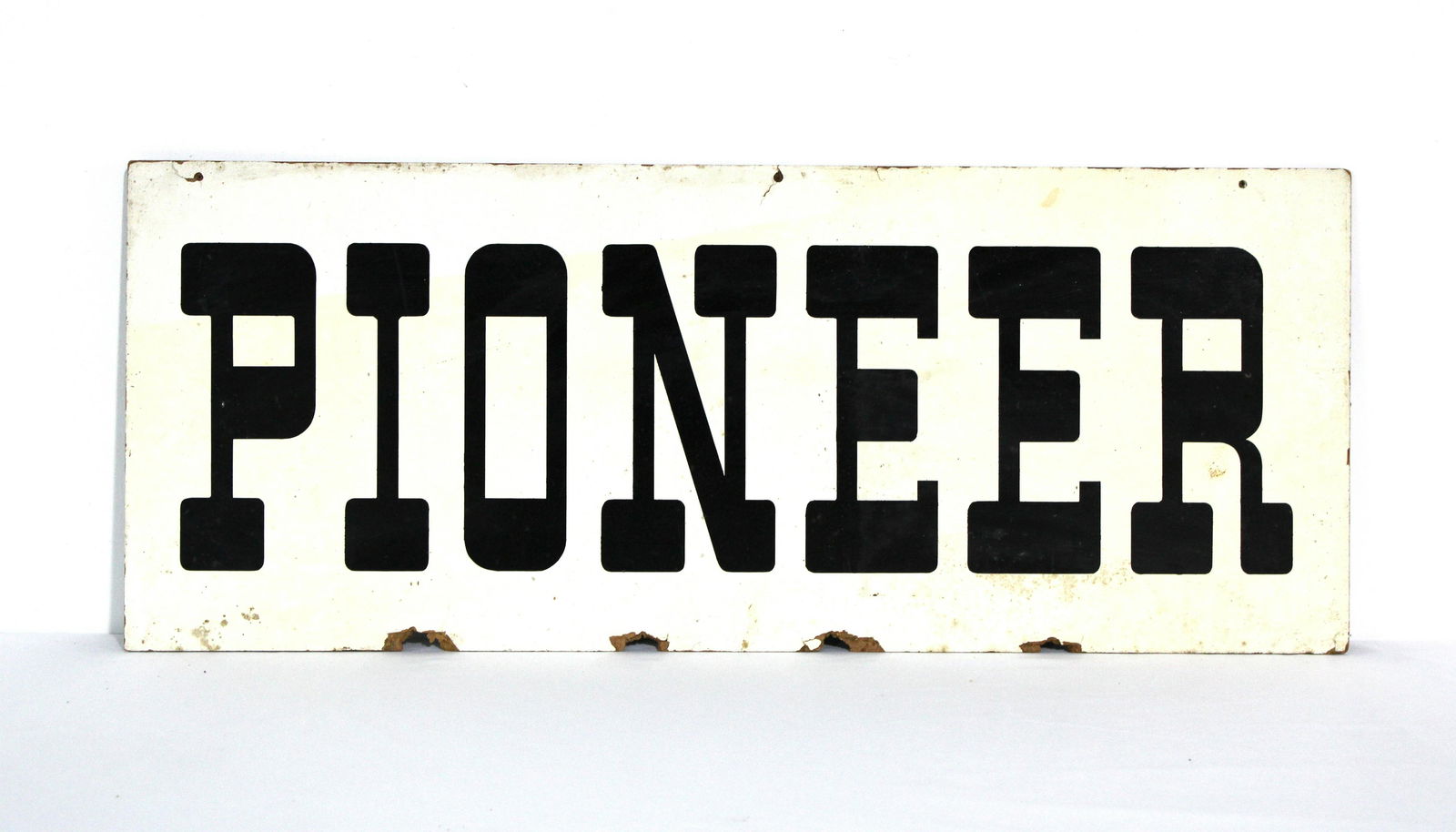 Masonite Pioneer Feeds Sign (1 of 2)