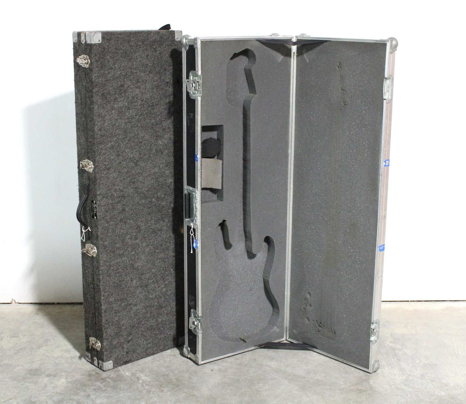 Electric Guitar Hardshell Cases (1 of 3)