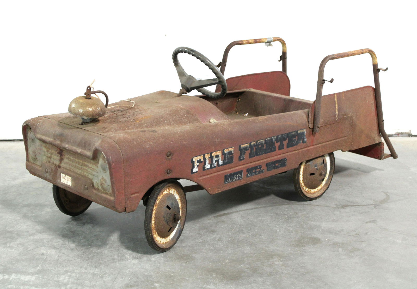 Fire Truck Pedal Car (1 of 2)